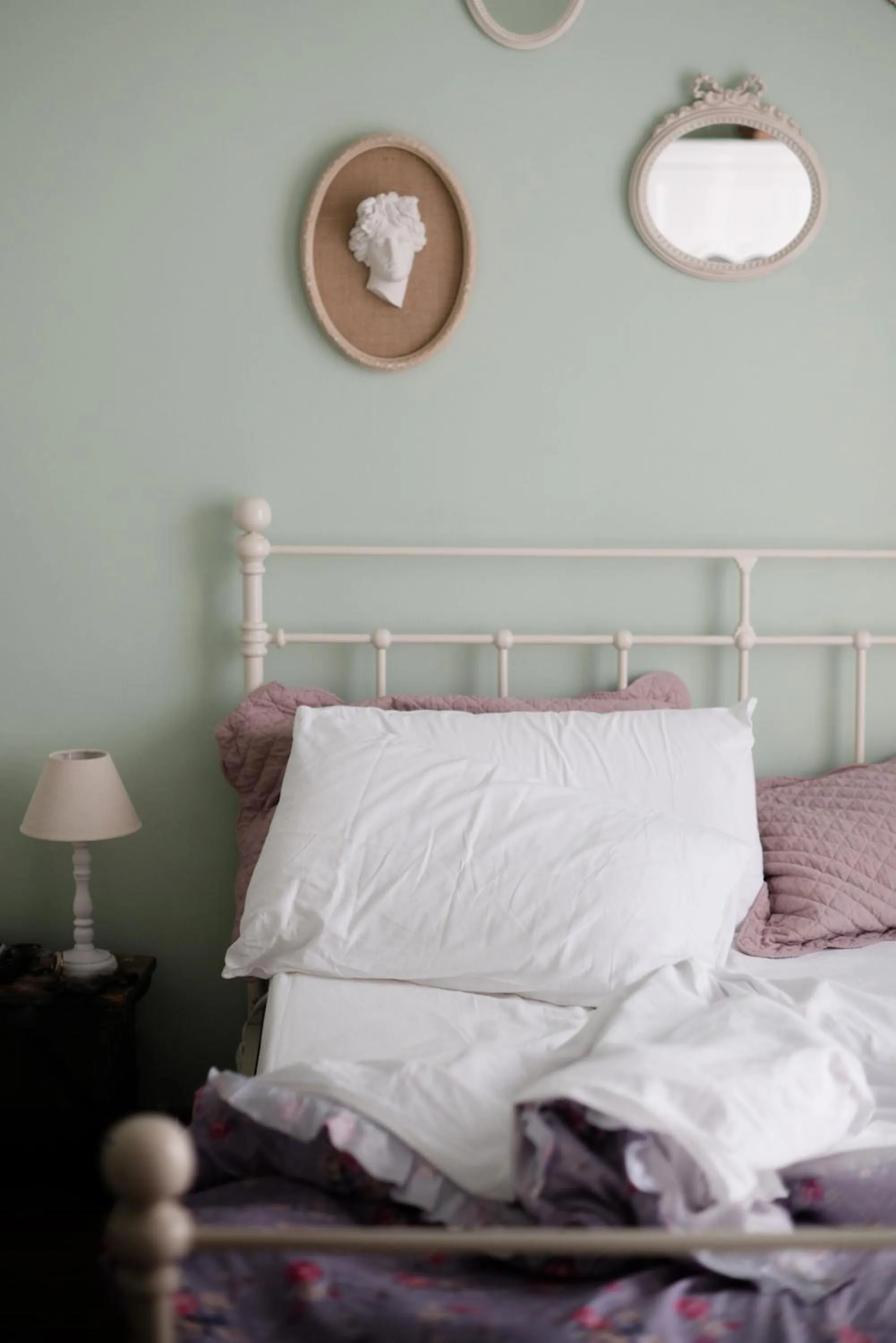 Decorative detail, Bed in Casa Montalgallo