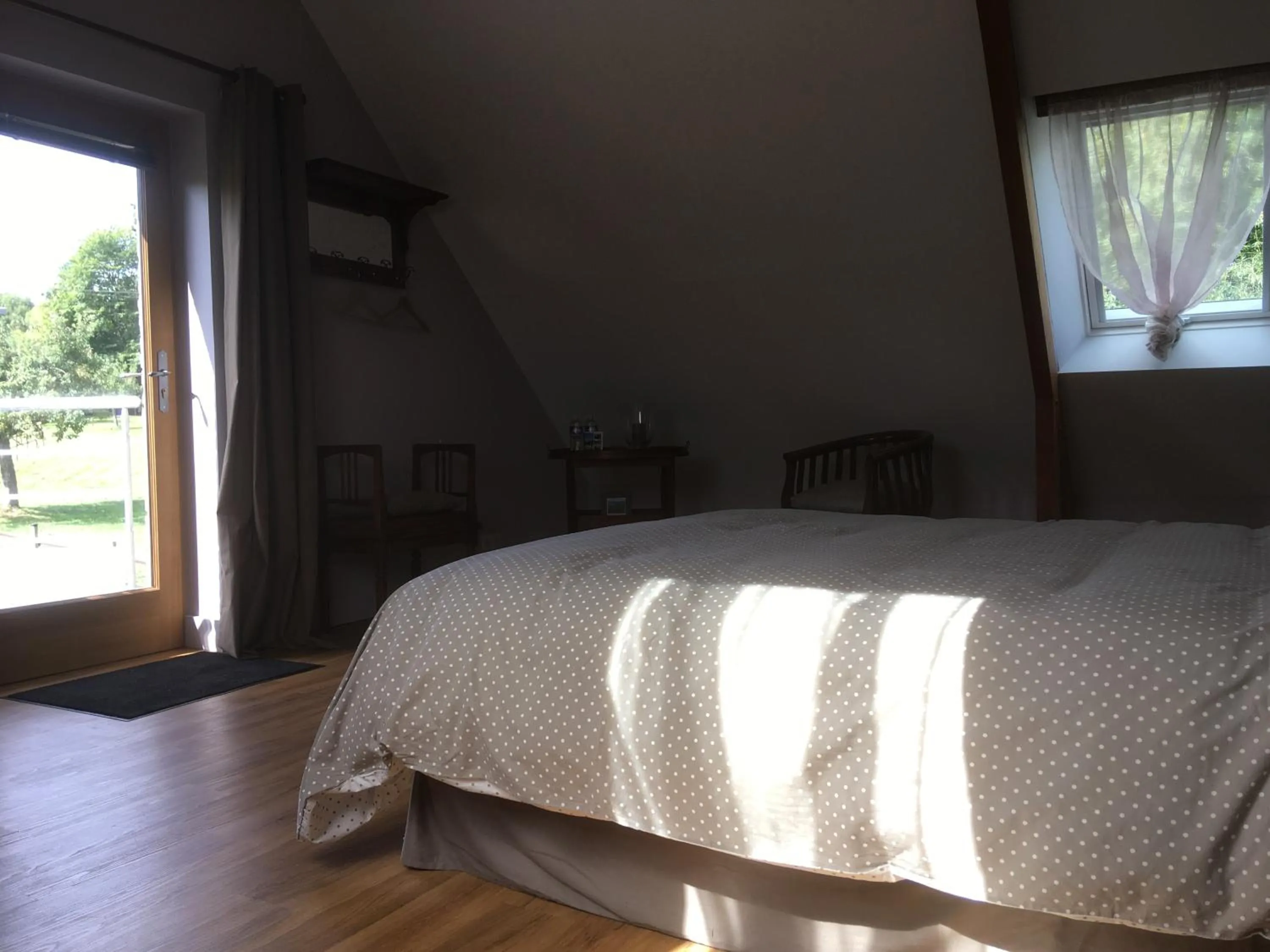 Double Room with Private Bathroom in L'auberge du Mont