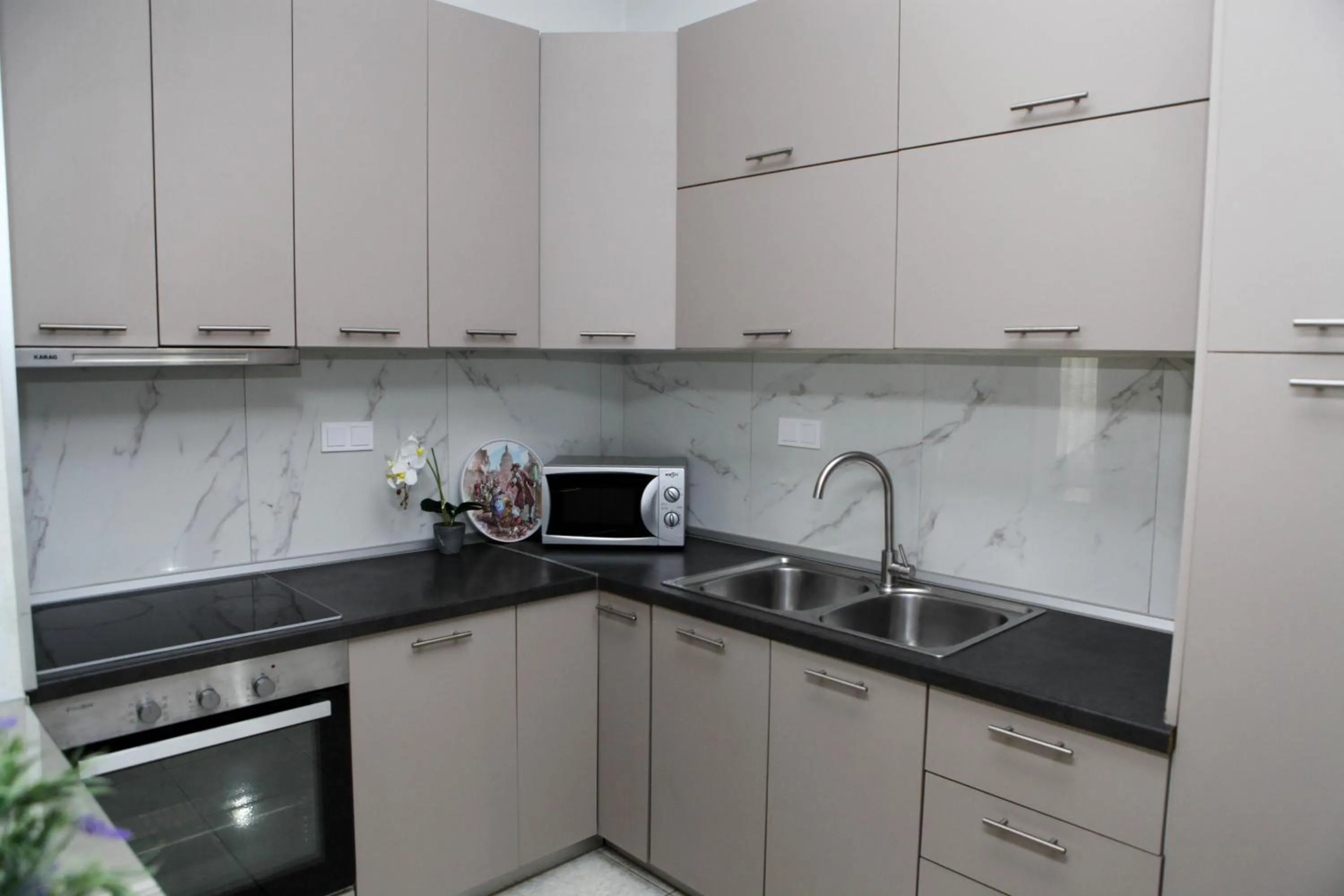 Coffee/tea facilities in Nicole Fresh Apartments
