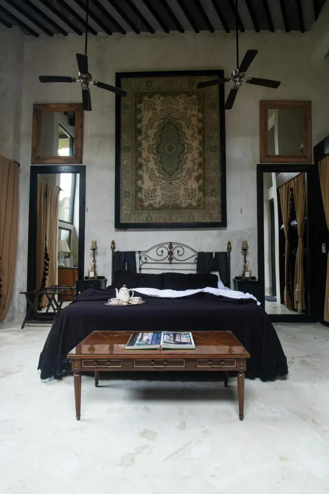 Deluxe Double Room in Coqui Coqui Meson de Malleville - Valladolid Deluxe Double Room in Coqui Coqui Meson de Malleville - Valladolid