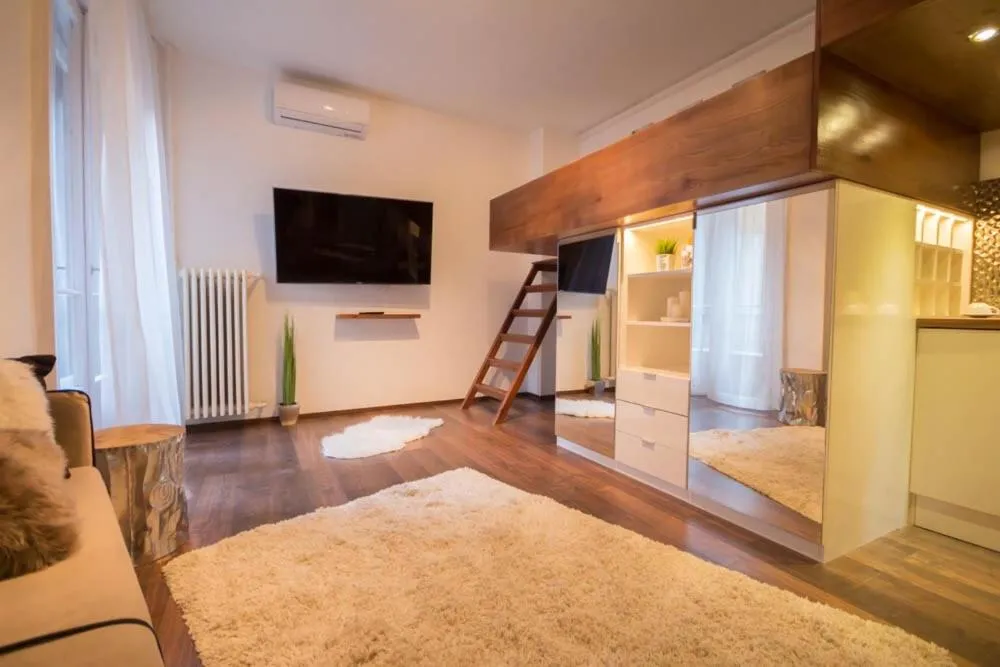 Gold Apartman