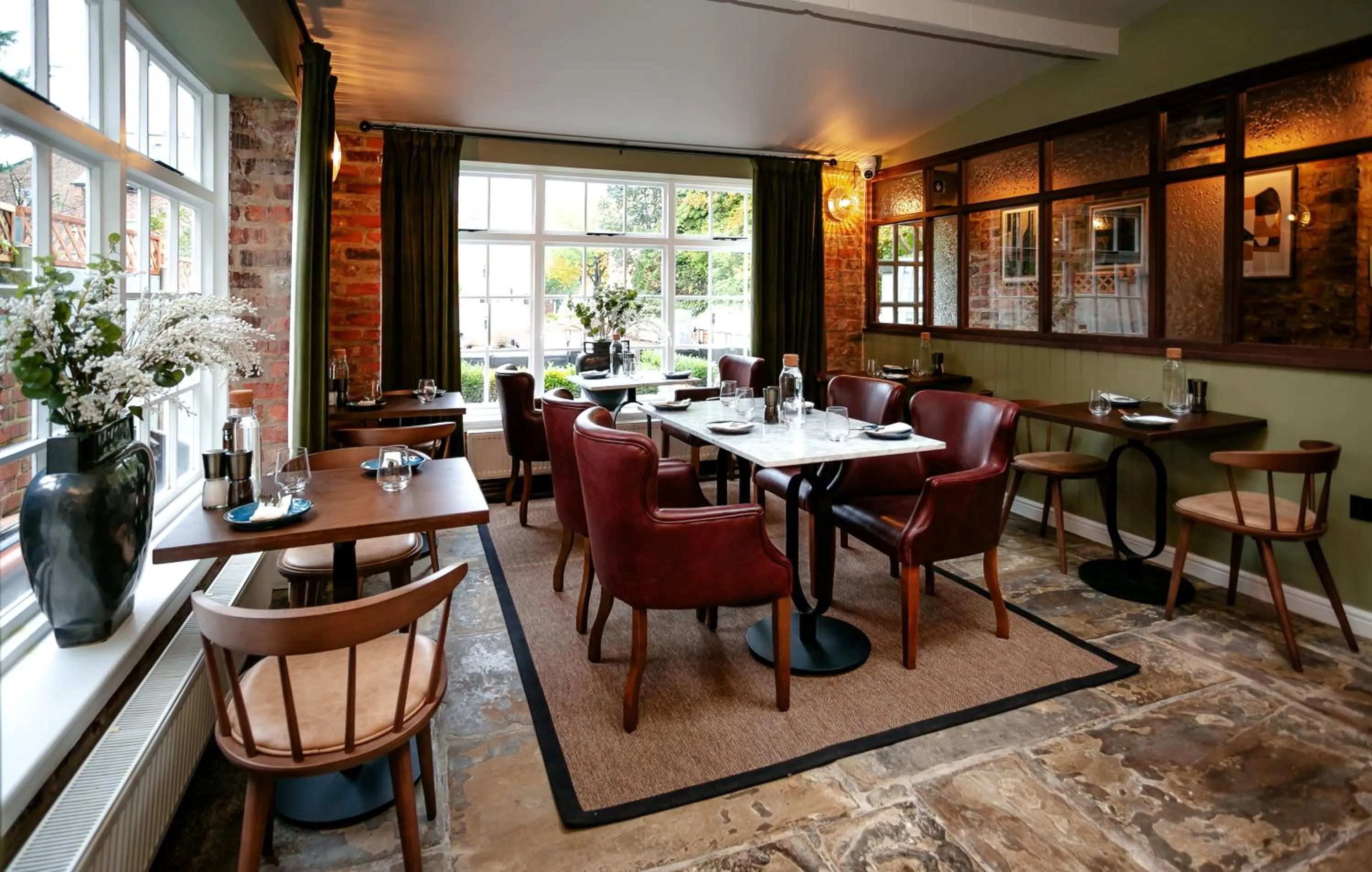 Restaurant/places to eat in New Holgate