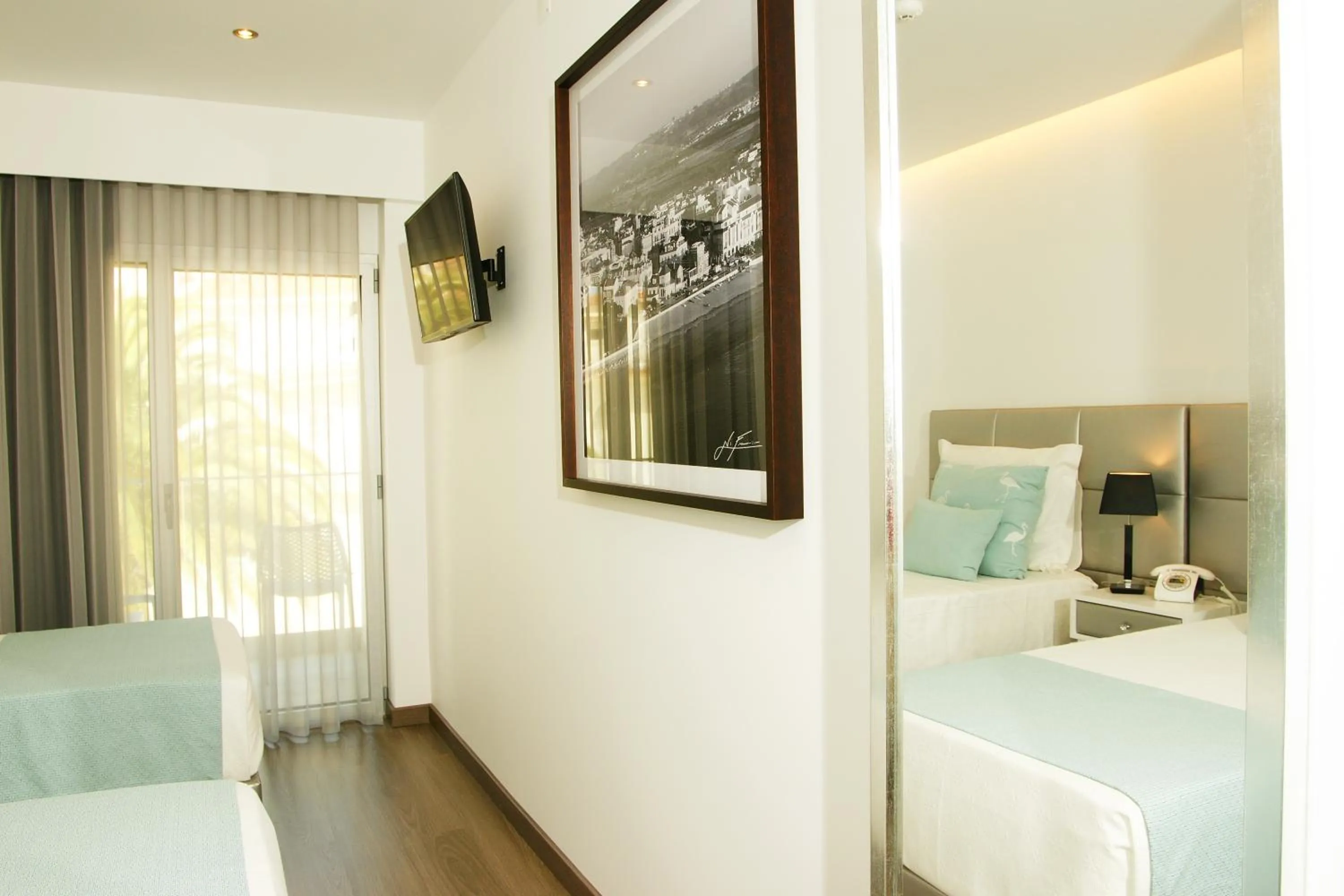 Bedroom, Bed in Hotel Concha