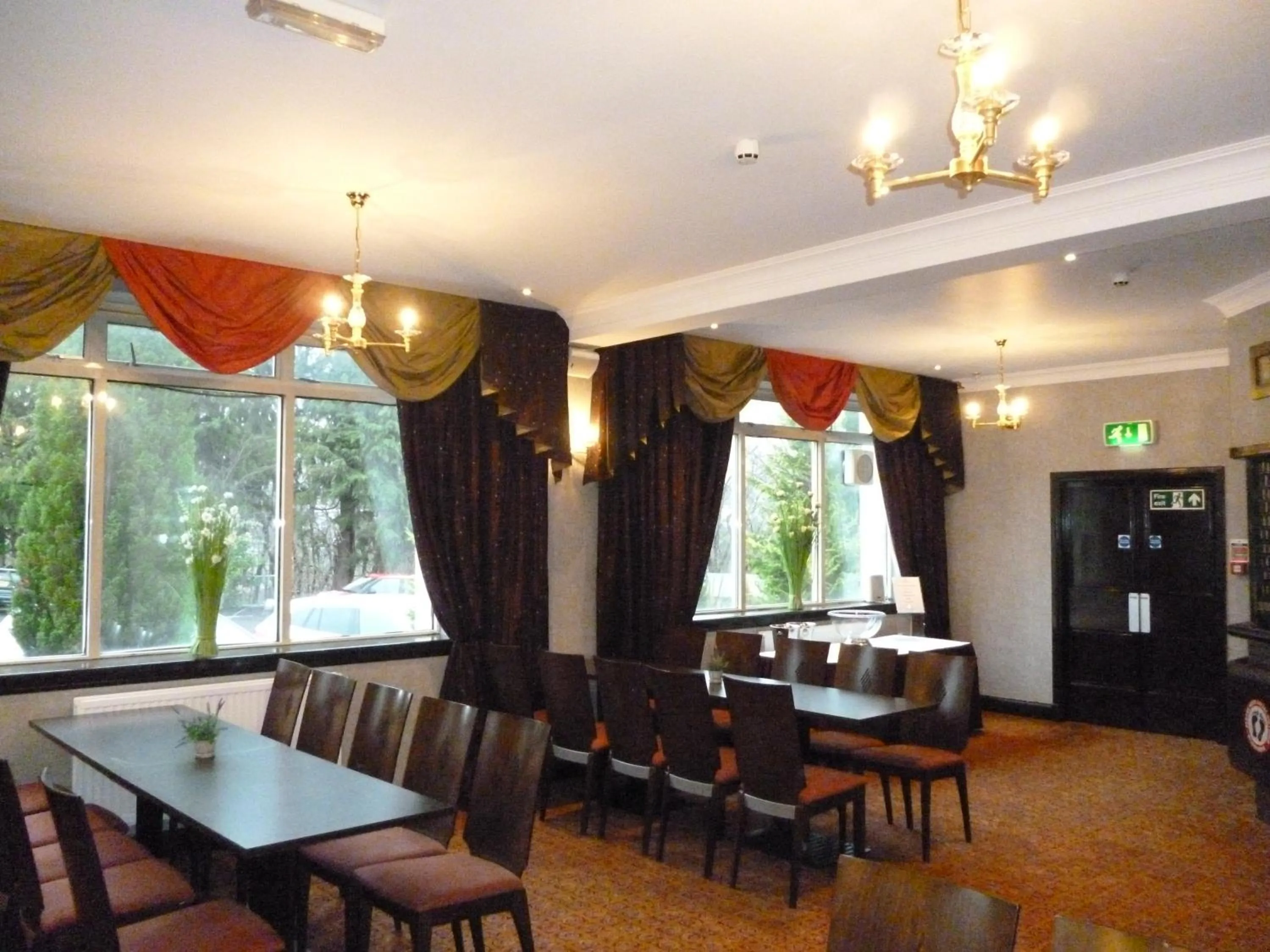 Lounge or bar in West Park Hotel