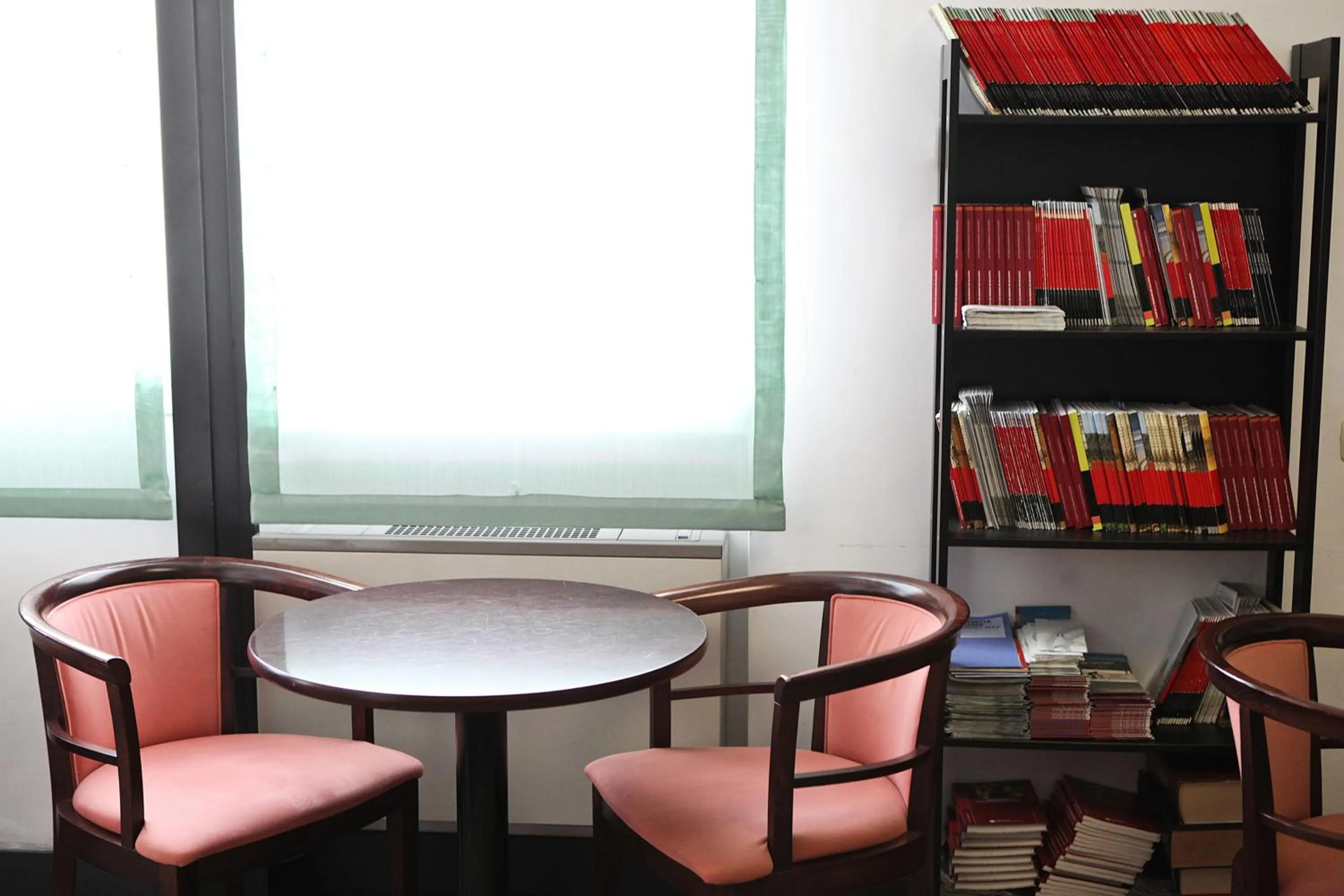 Communal lounge/ TV room in Hotel Gabbiano