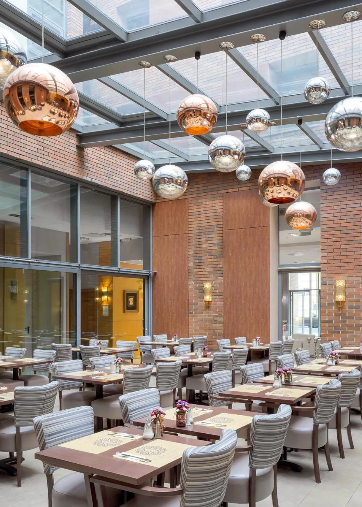 Area and facilities in Marmara Hotel Budapest