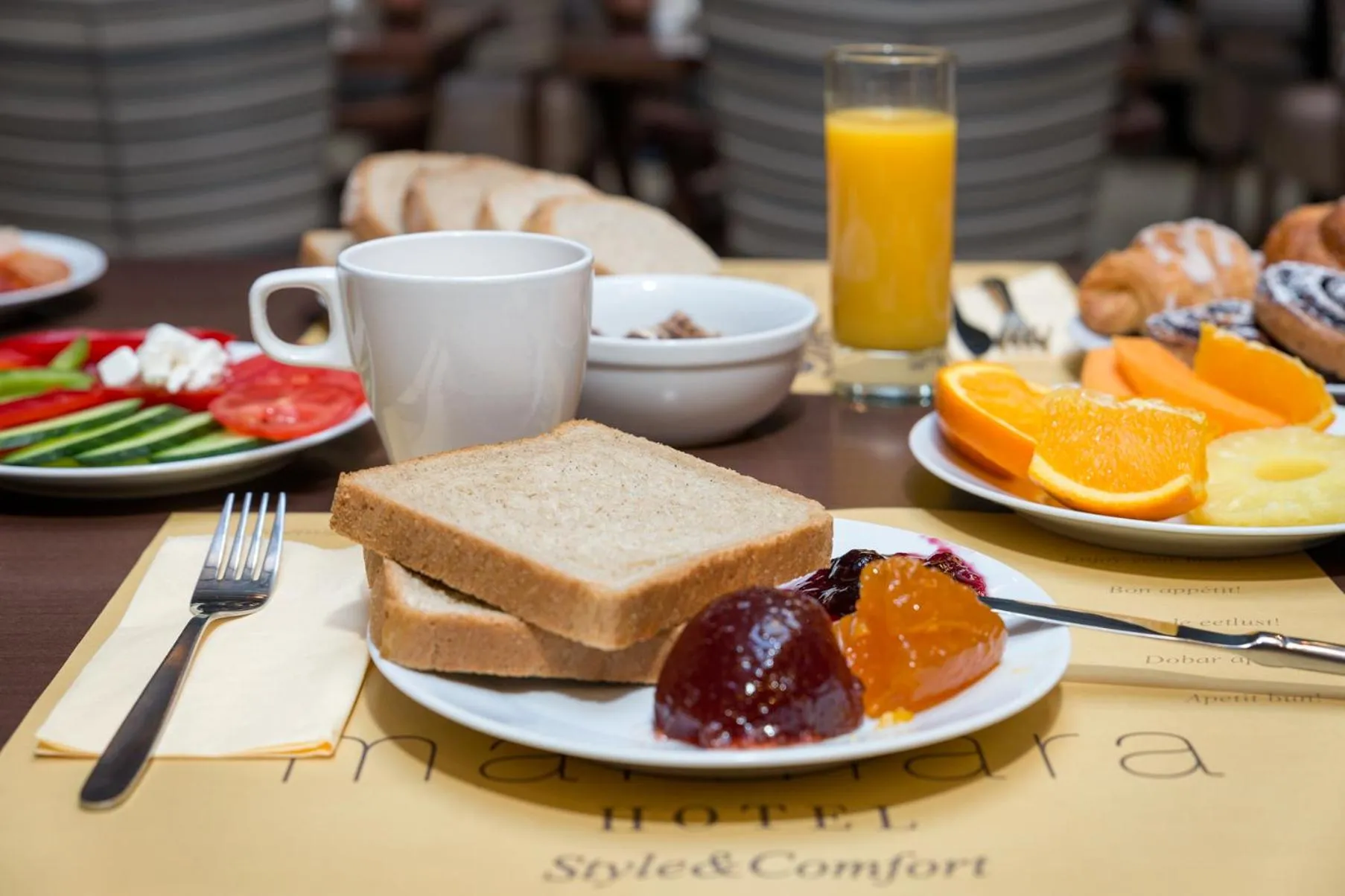 Buffet breakfast in Marmara Hotel Budapest