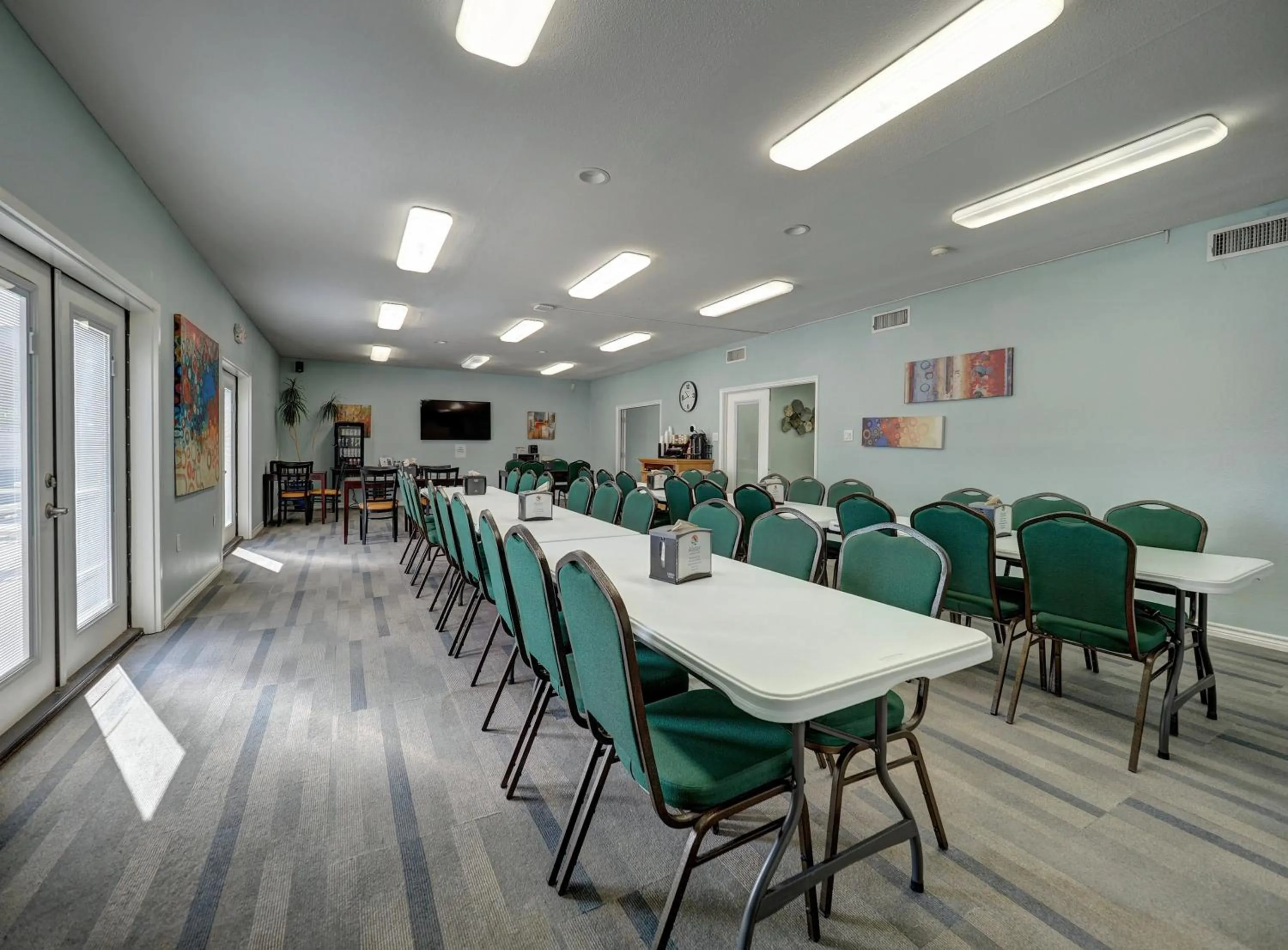 Seating area in Alister Square Inn