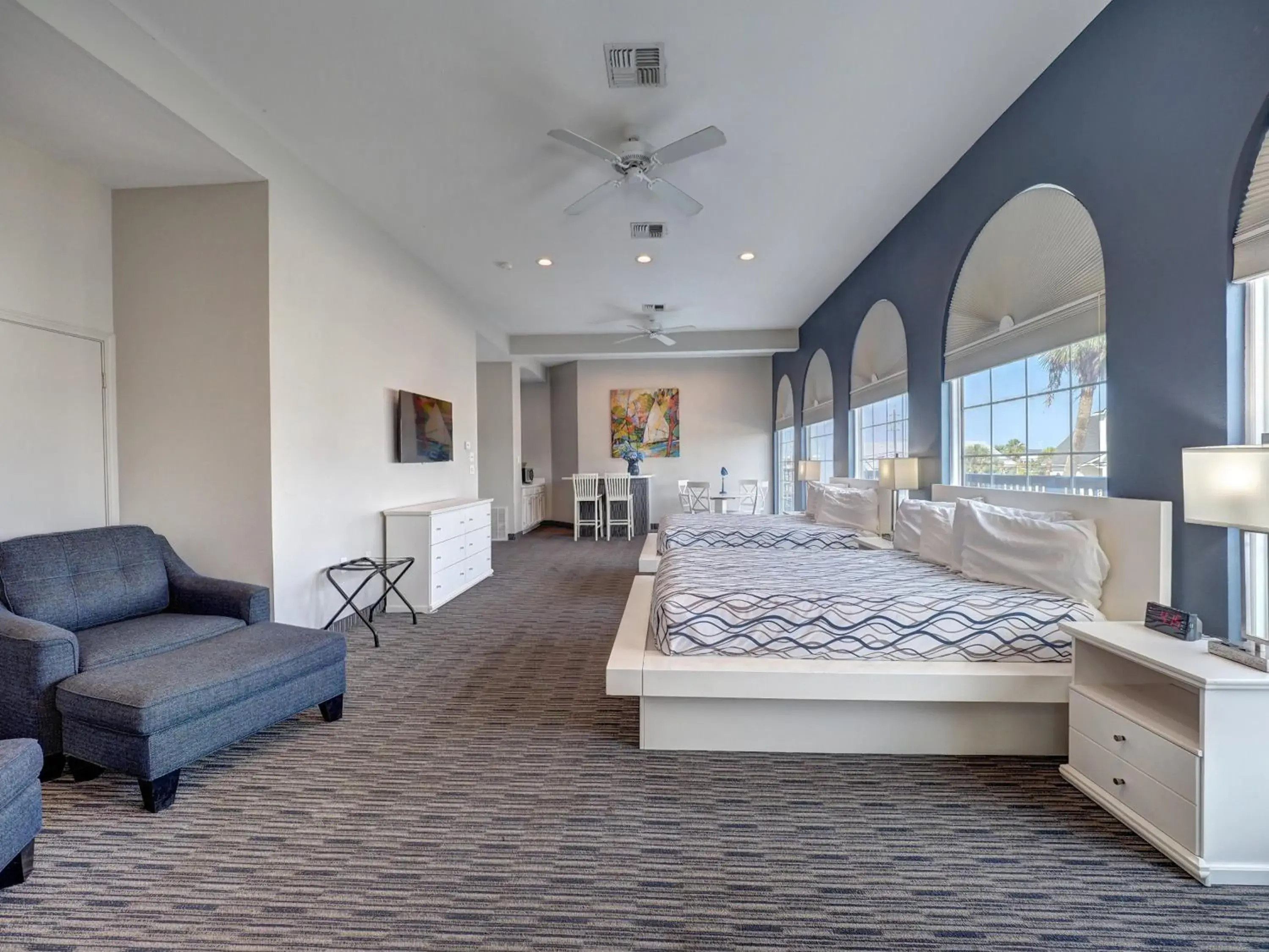 Deluxe Double Room in Alister Square Inn Deluxe Double Room in Alister Square Inn