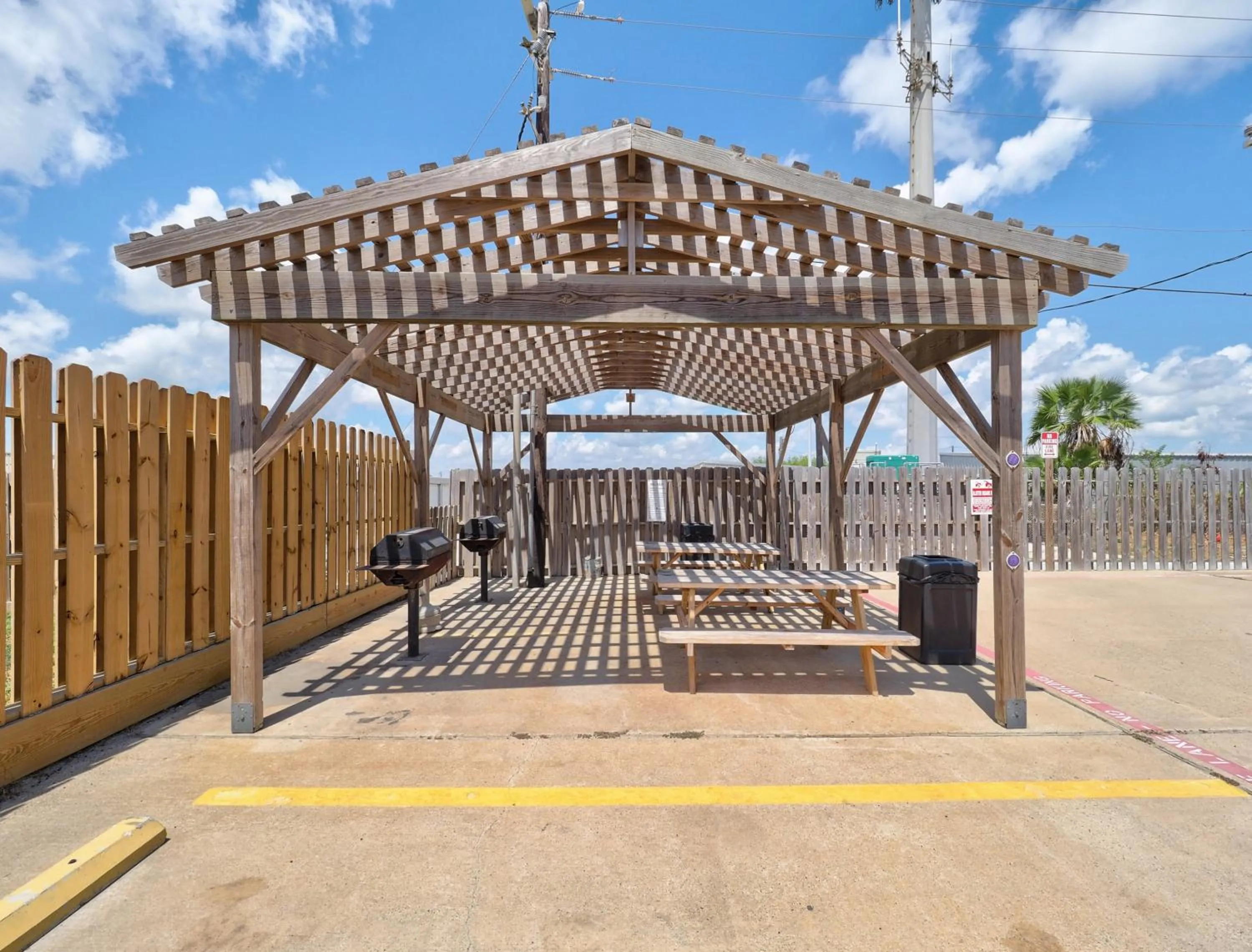Seating area in Alister Square Inn