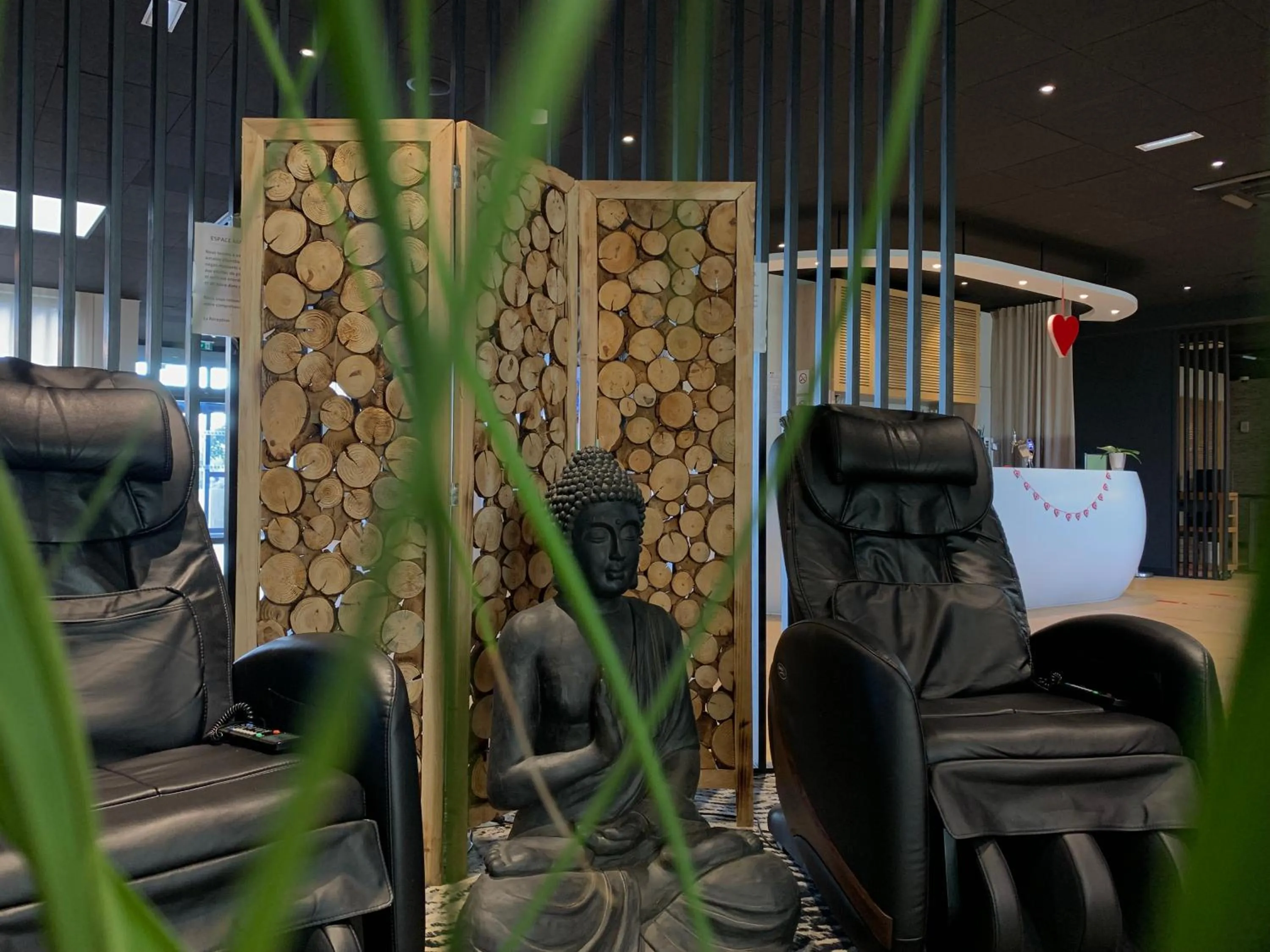 Massage in Brit Hotel Ker Lann Aeroport - Parc Expo