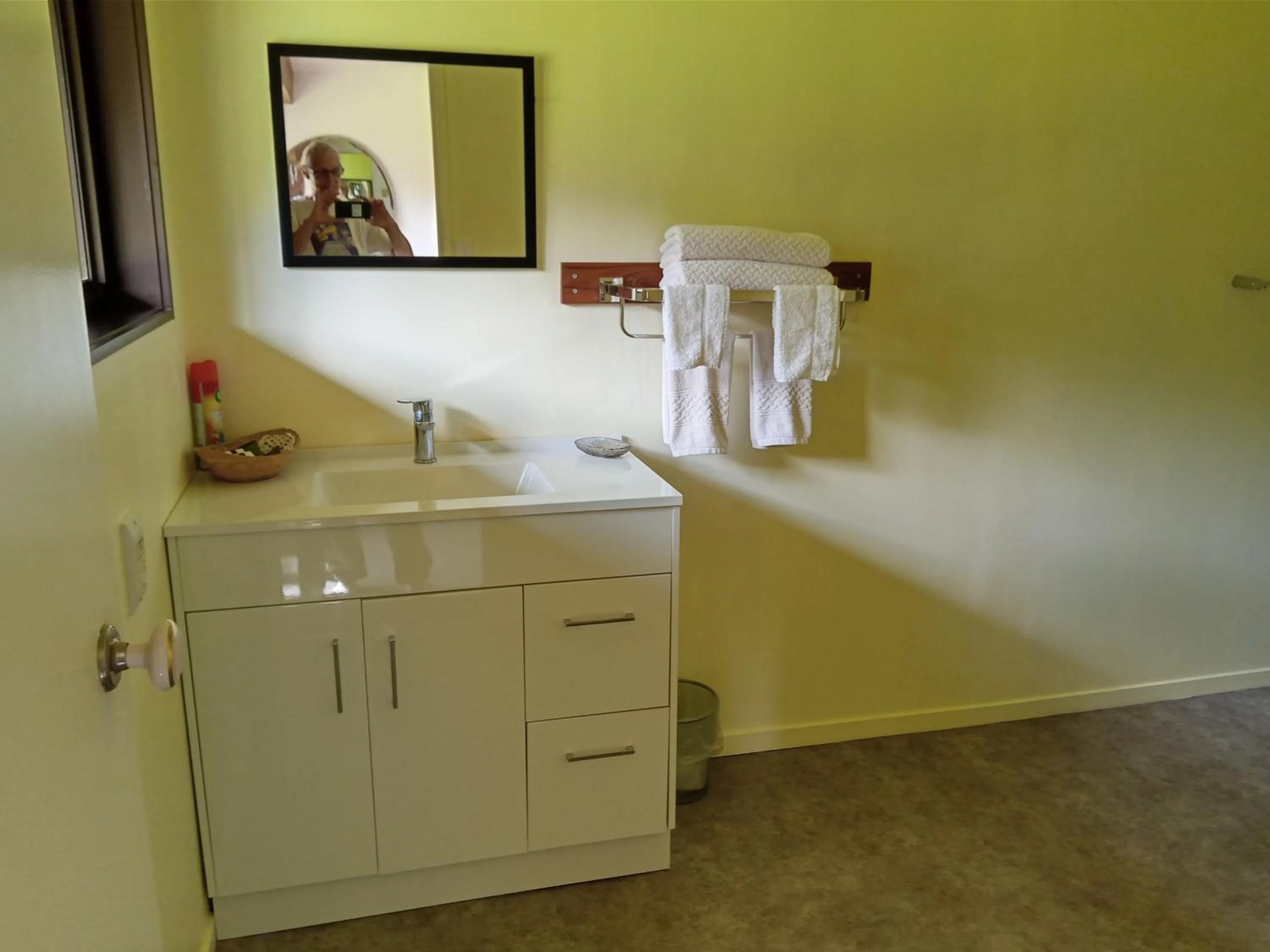 Bathroom in Waiotemarama Falls Lodge