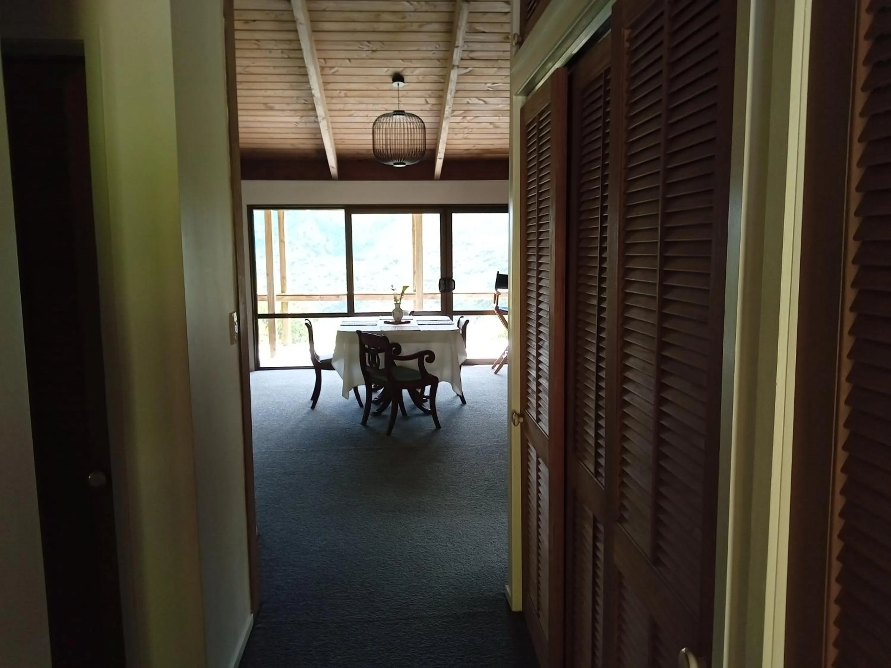 Dining area in Waiotemarama Falls Lodge