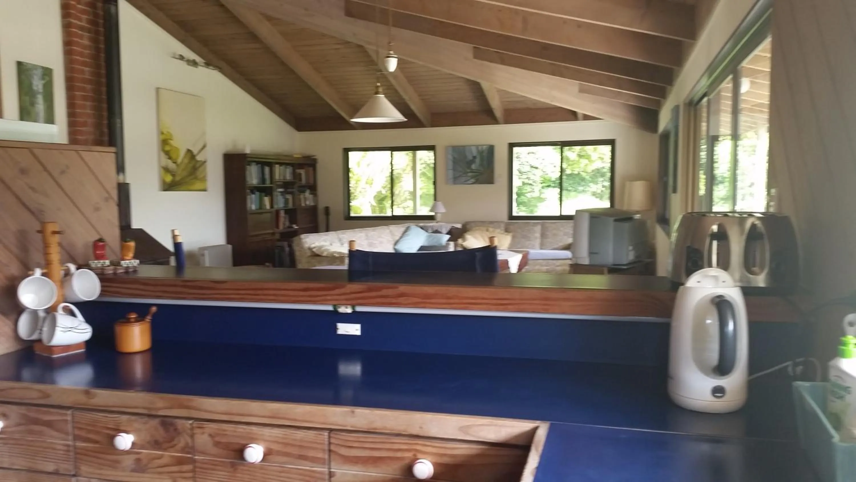 Day in Waiotemarama Falls Lodge