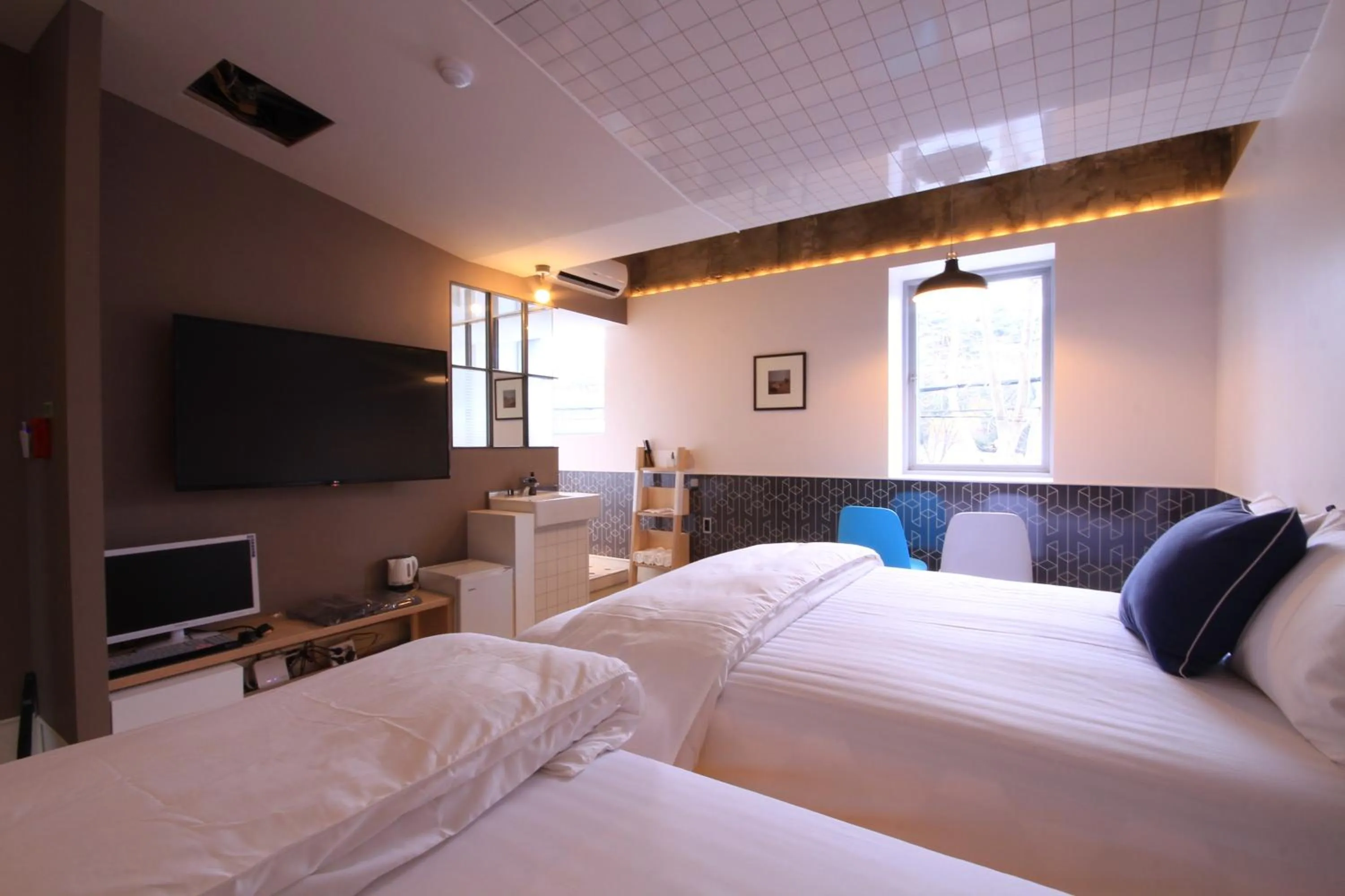 TV/Entertainment Center in Hotel ONDO