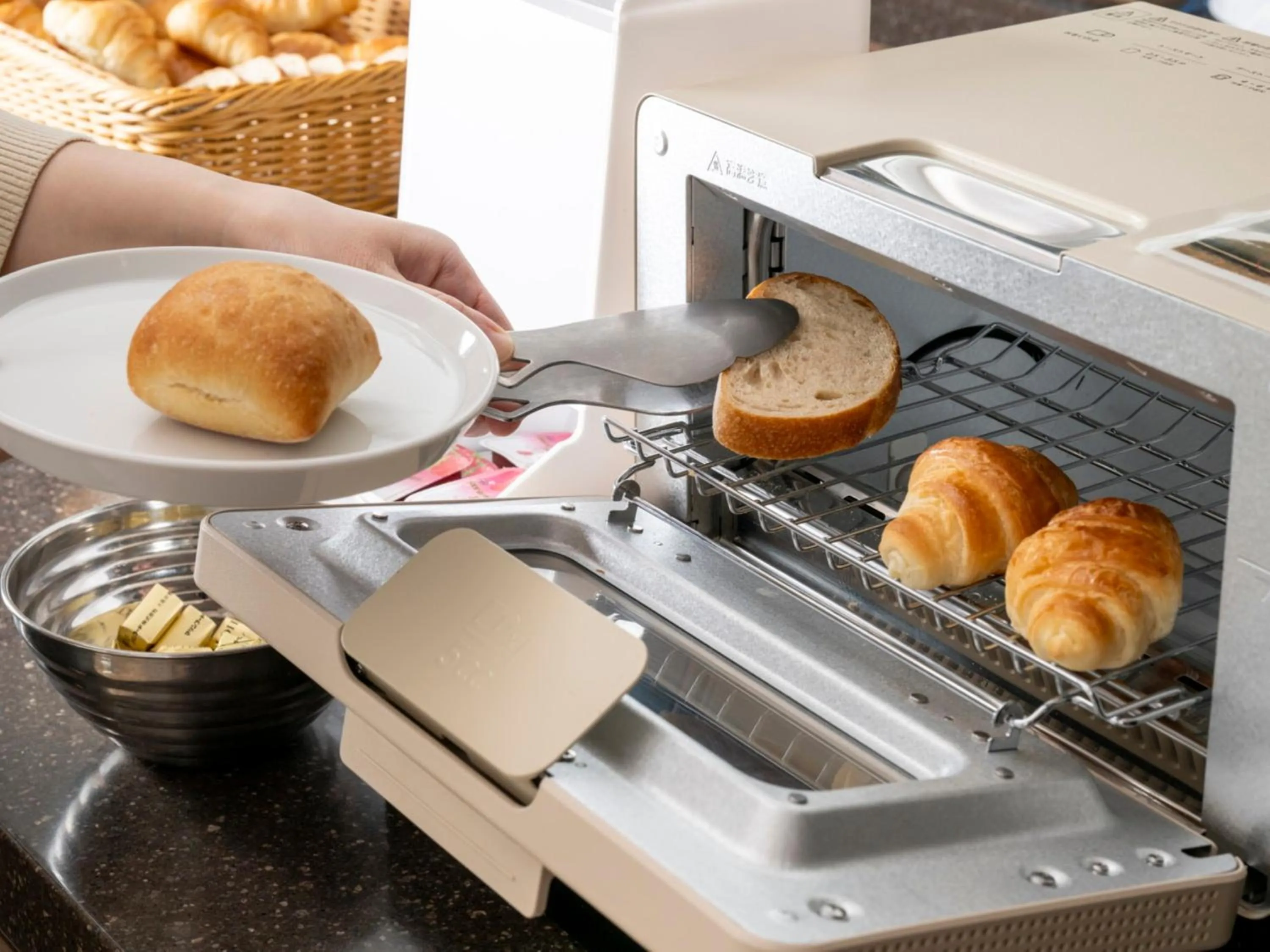 Buffet breakfast in Keio Presso Inn Tokyo Station Yaesu