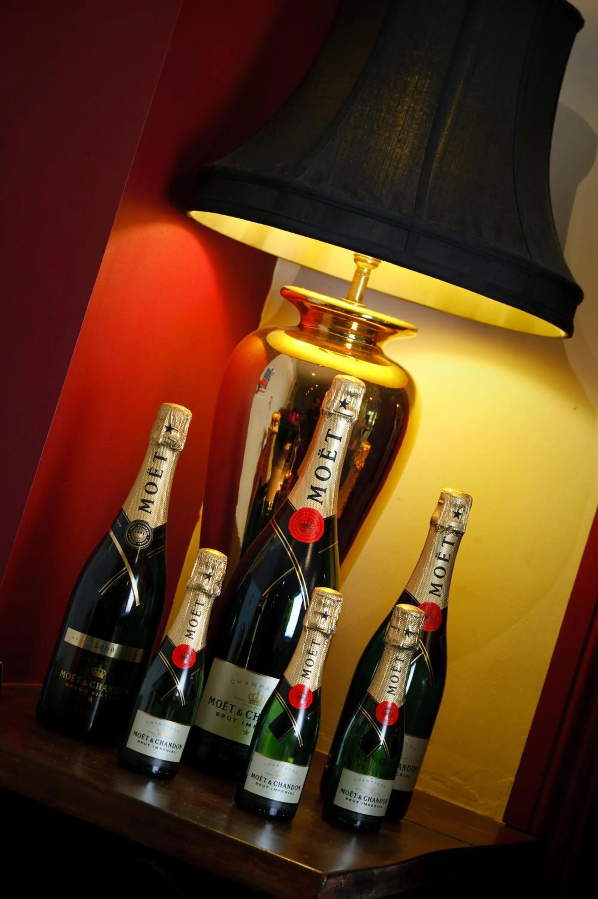 Lounge or bar in The Crown Hotel