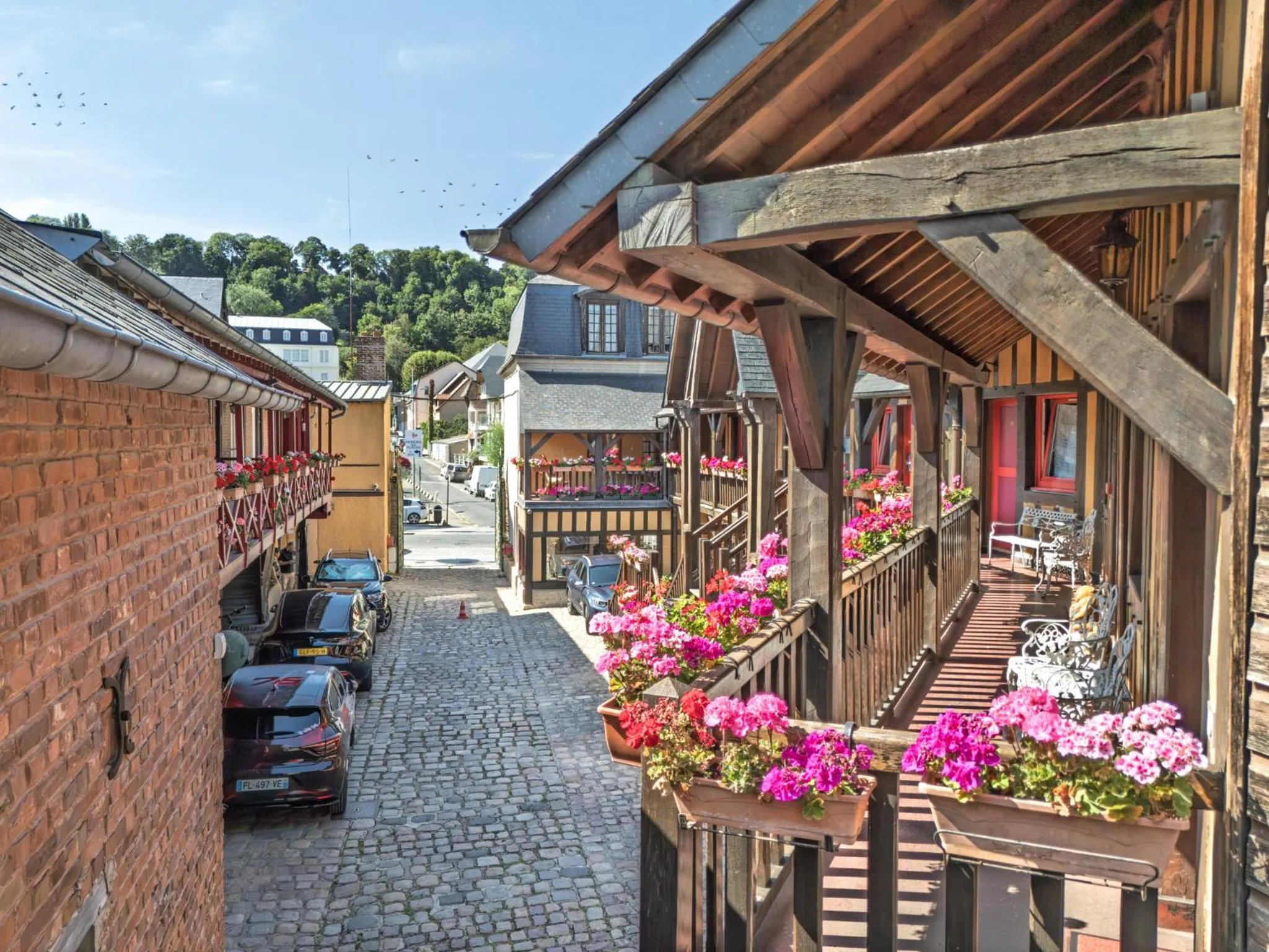 Property building in Hotel La Diligence