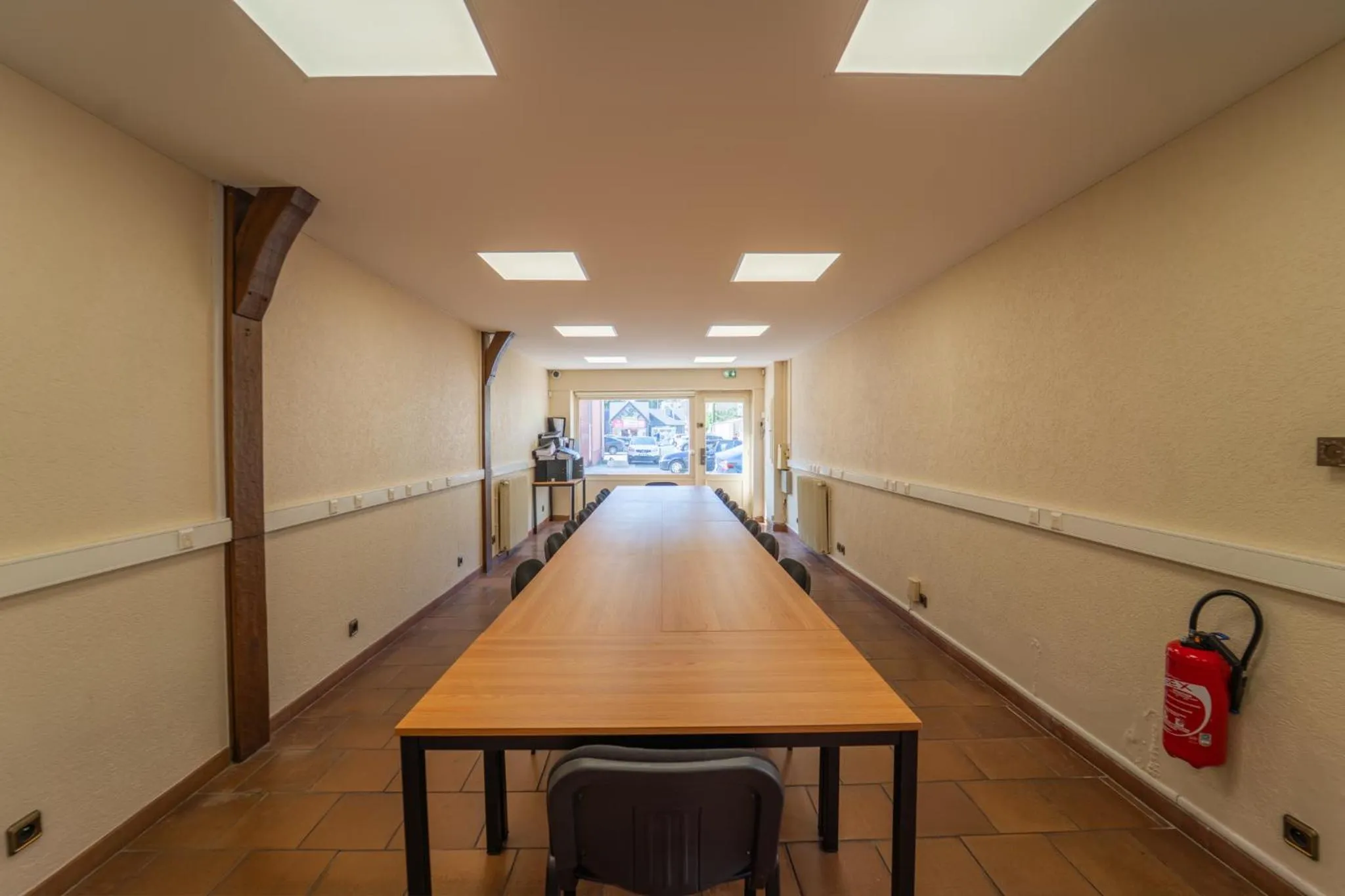 Property building in Hotel La Diligence