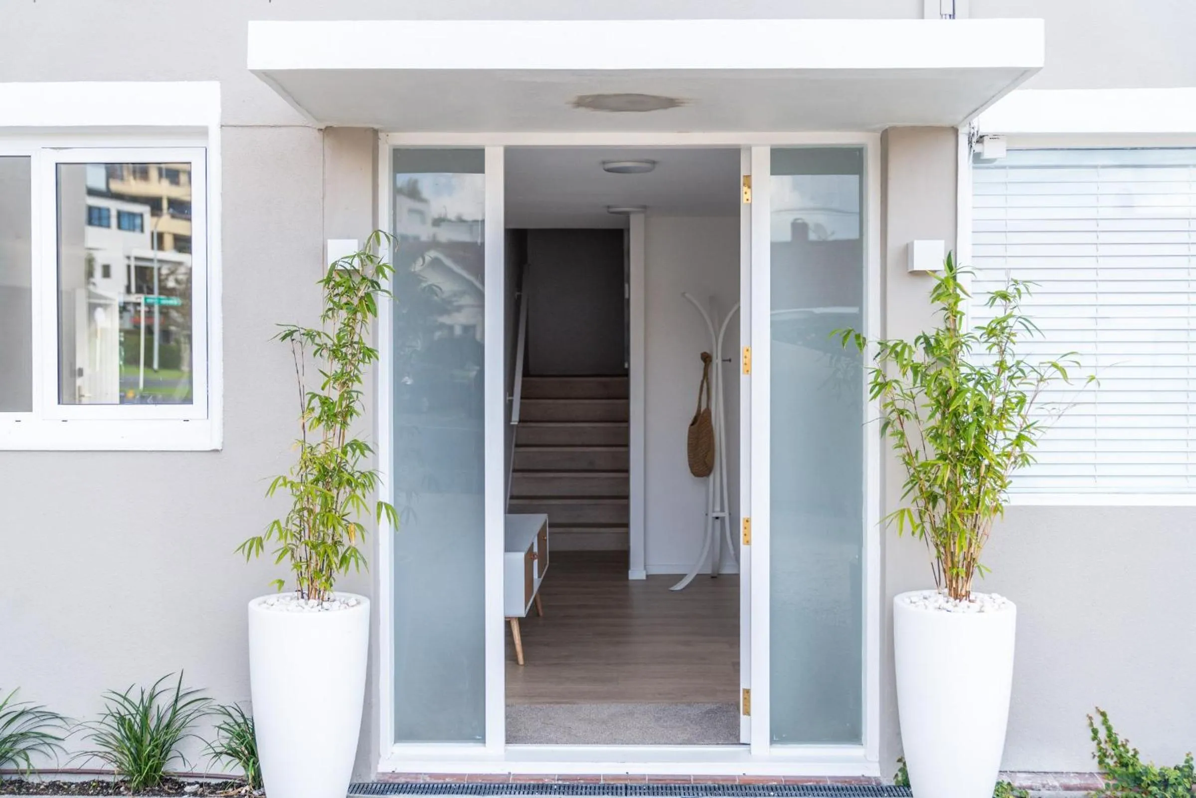 Facade/entrance in Stay Mission Bay