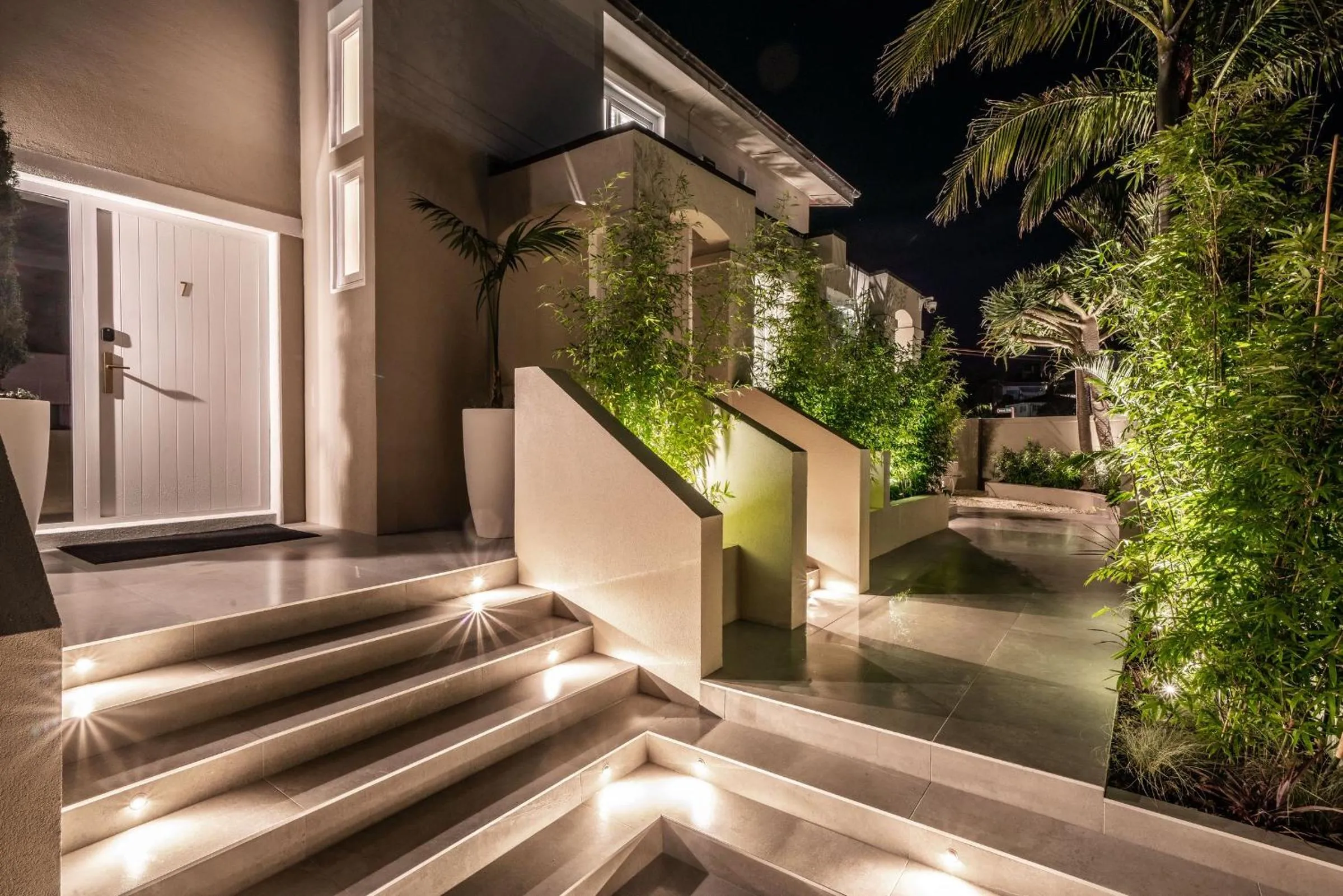 Facade/entrance in Stay Mission Bay