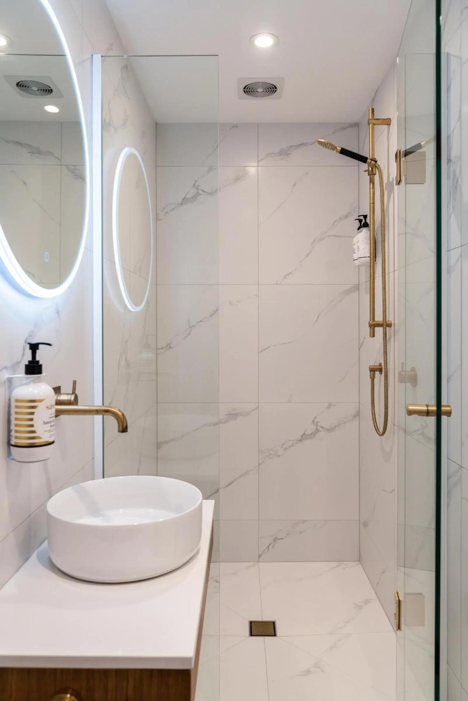 Bathroom in Stay Mission Bay