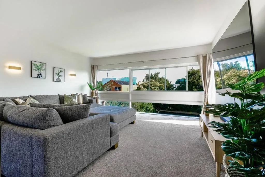 TV and multimedia in Stay Mission Bay