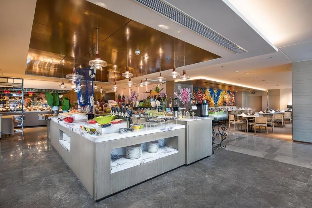 Jinan Inzone Royal Plaza Hotels