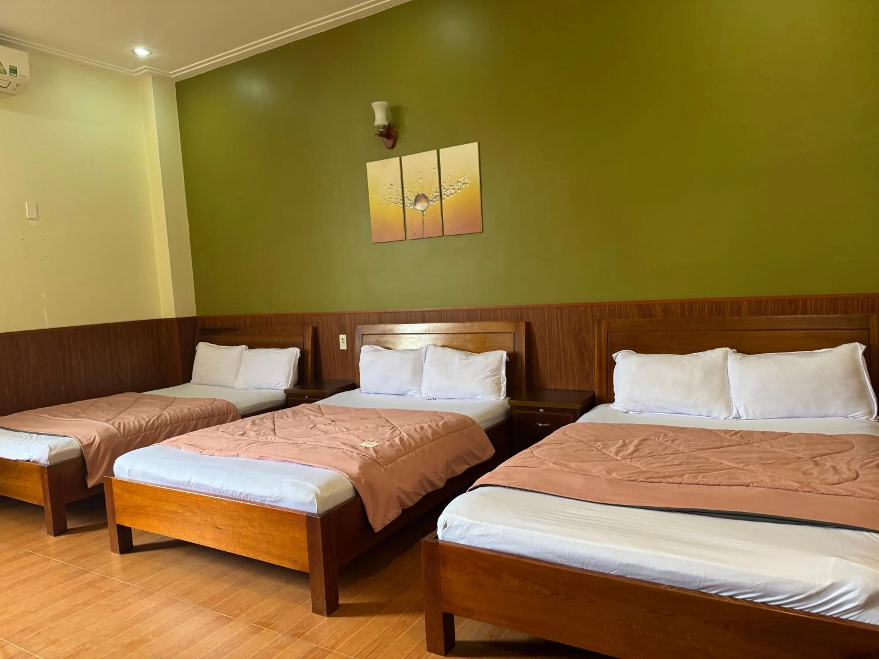 Bed in ANH DUONg 1 HOTEL