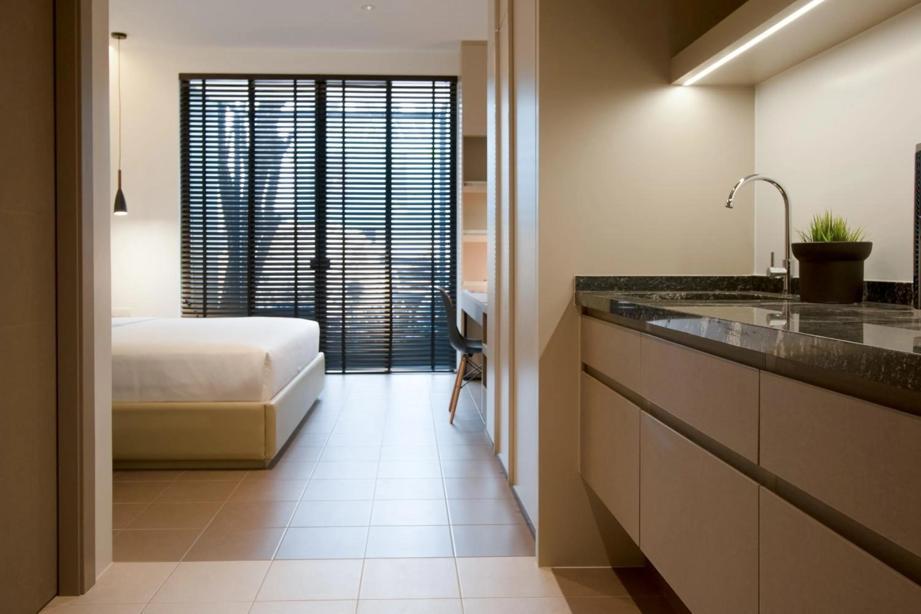 Bathroom, Bed in Theatre Residence
