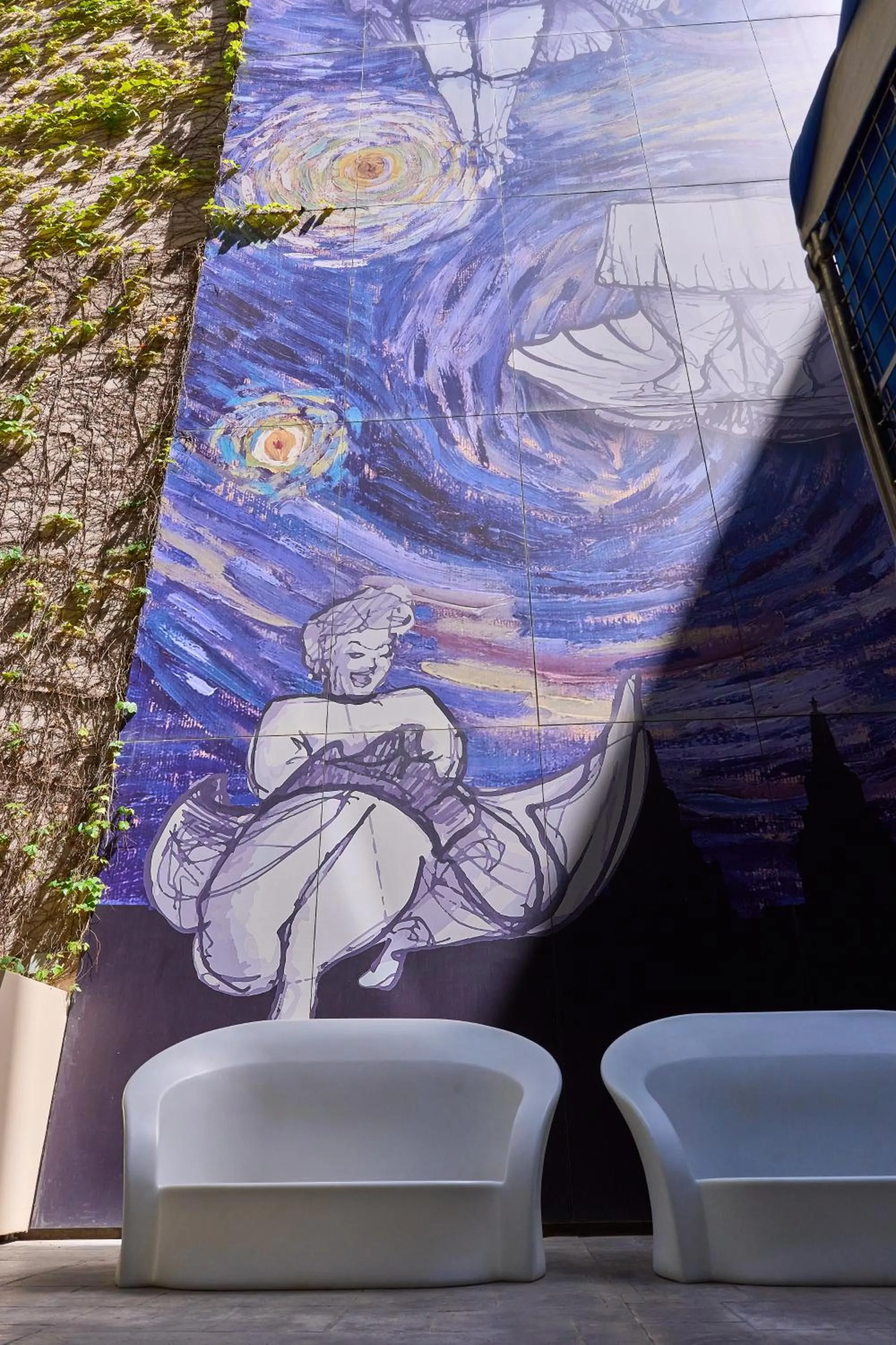 Inner courtyard view in Holiday Inn Express - Malta by IHG