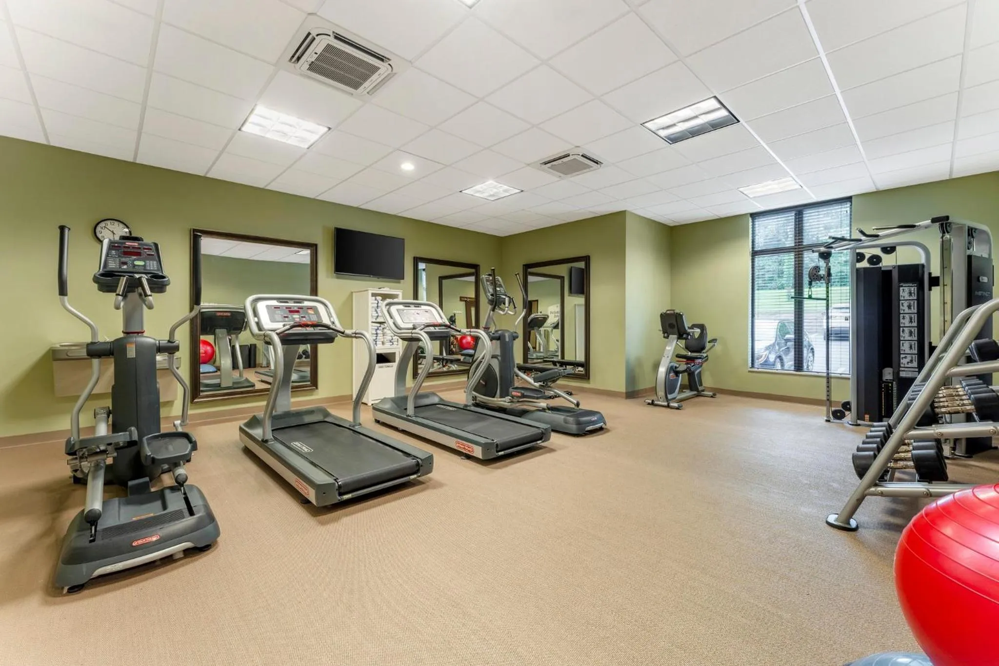 Fitness centre/facilities in Staybridge Suites - Pittsburgh-Cranberry Township by IHG