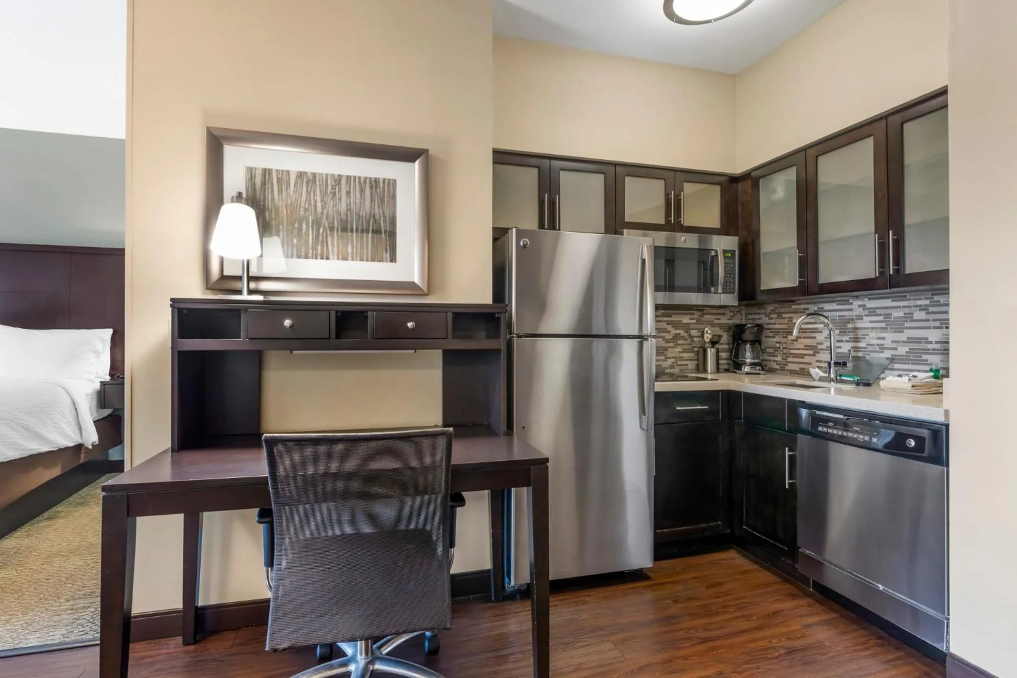 Photo of the whole room in Staybridge Suites - Pittsburgh-Cranberry Township by IHG