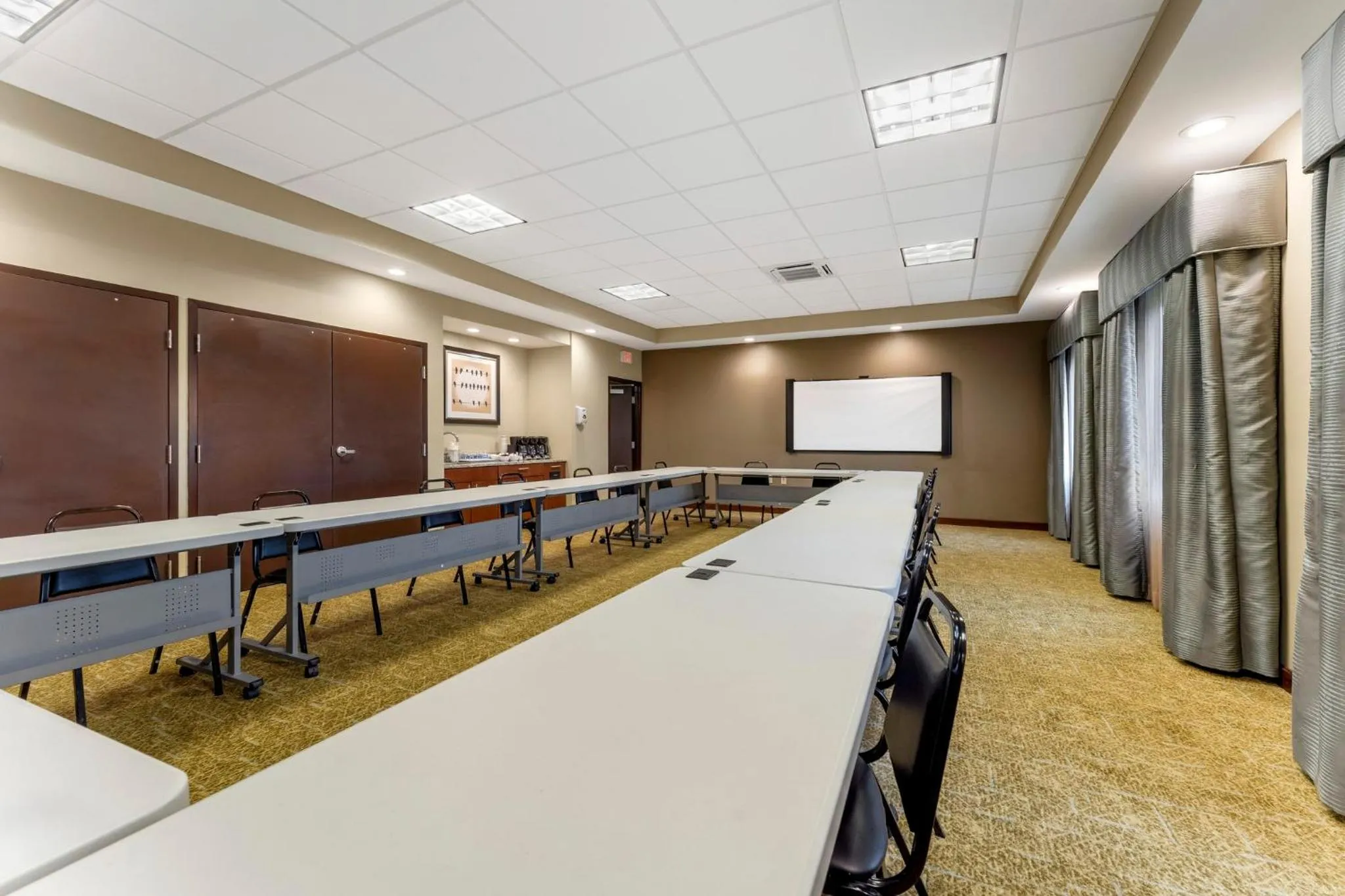 Meeting/conference room in Staybridge Suites - Pittsburgh-Cranberry Township by IHG
