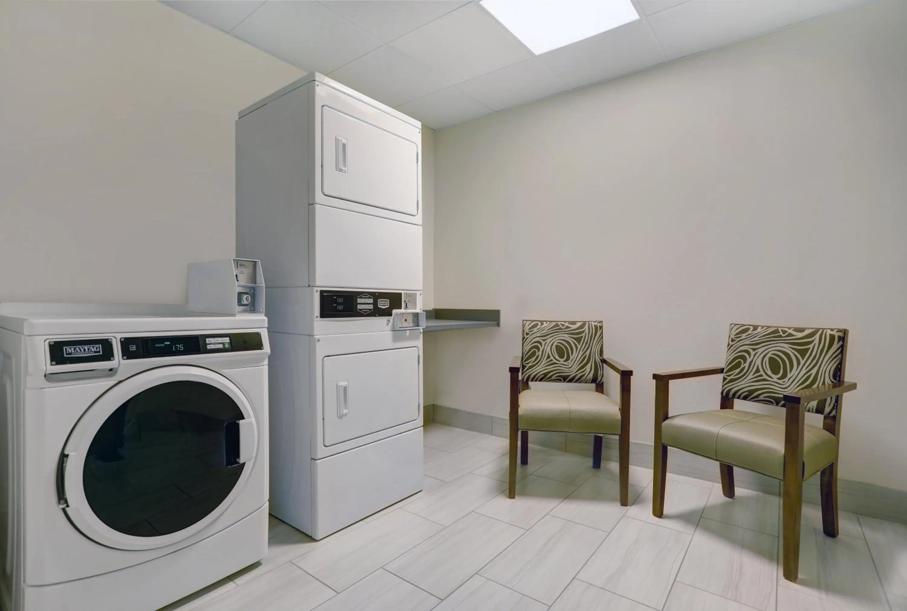 Other in Holiday Inn Express & Suites - Lenexa - Overland Park Area by IHG