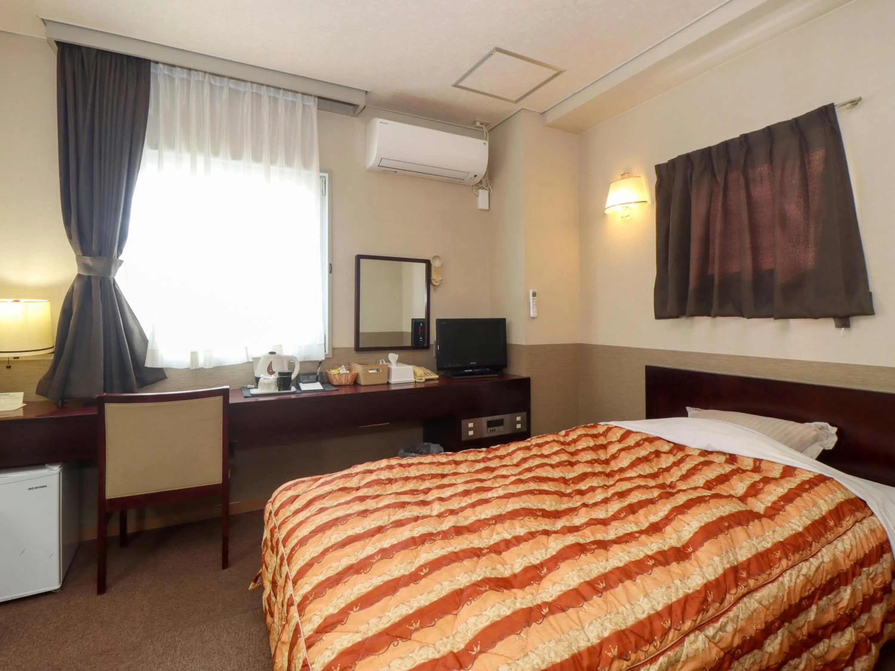 Photo of the whole room, Bed in Business Hotel Nishikiryu