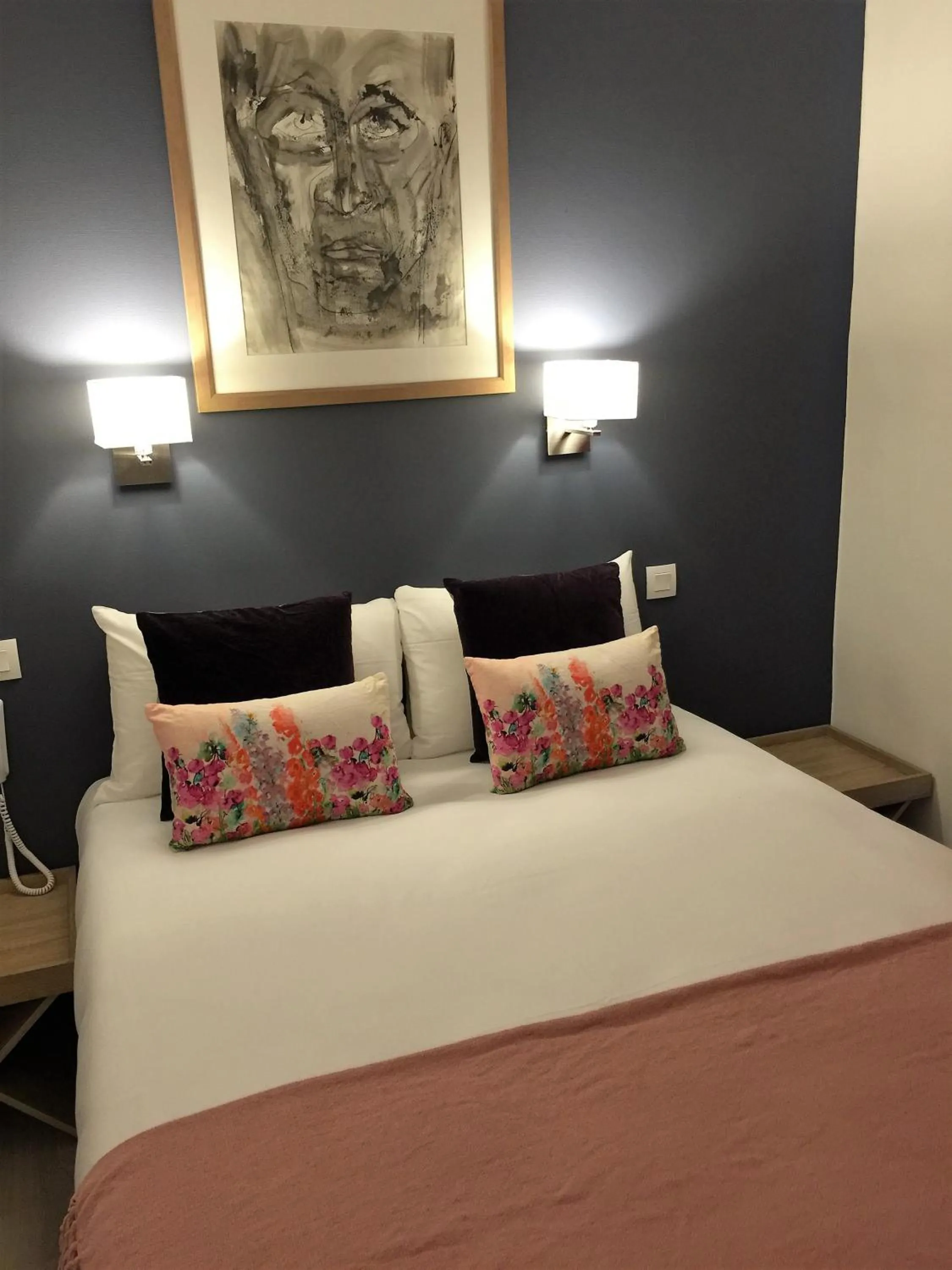 Decorative detail, Bed in Hotel Ar Terra Nova