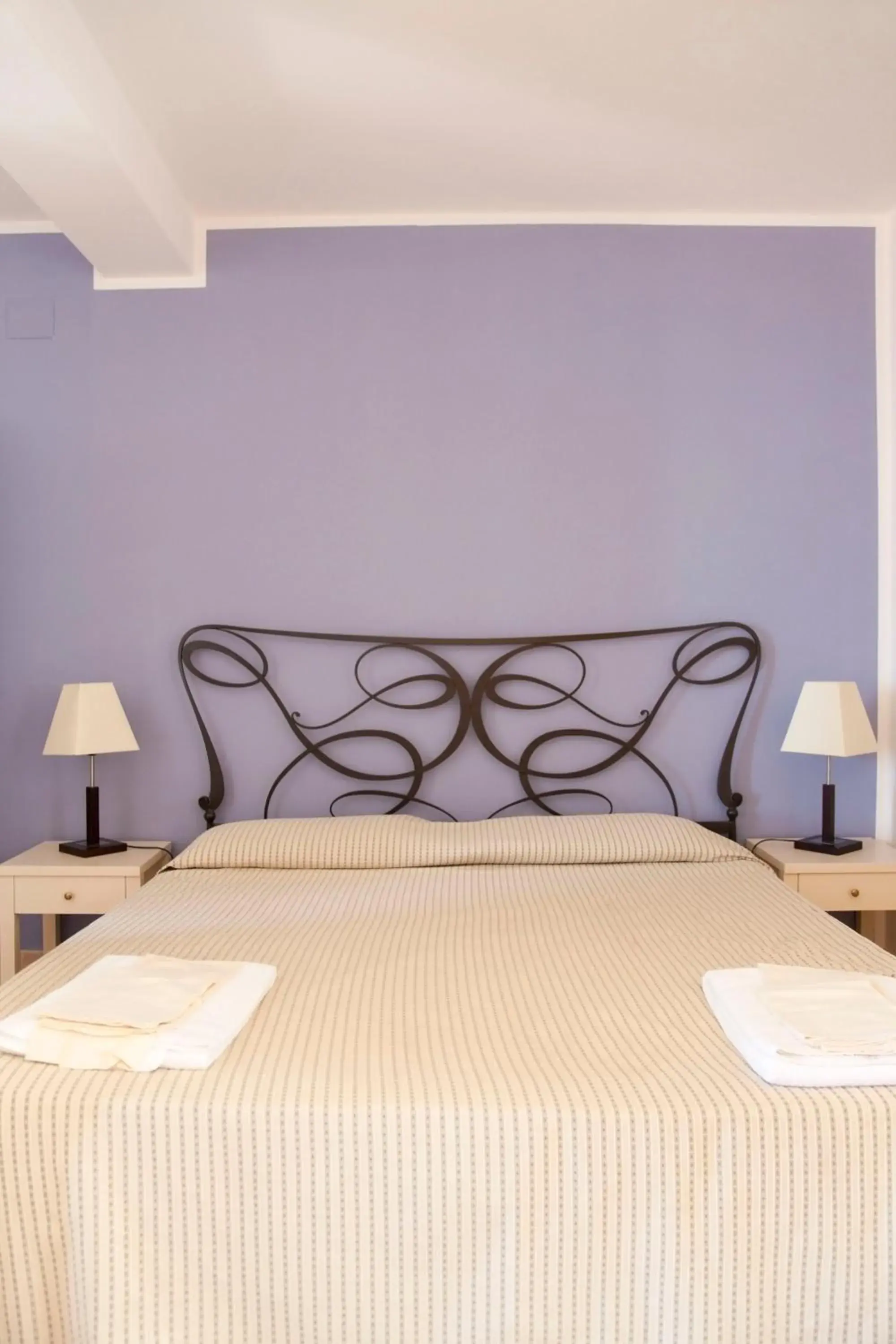Small Double Room in Hotel Amarea - Aeolian Charme Small Double Room in Hotel Amarea - Aeolian Charme