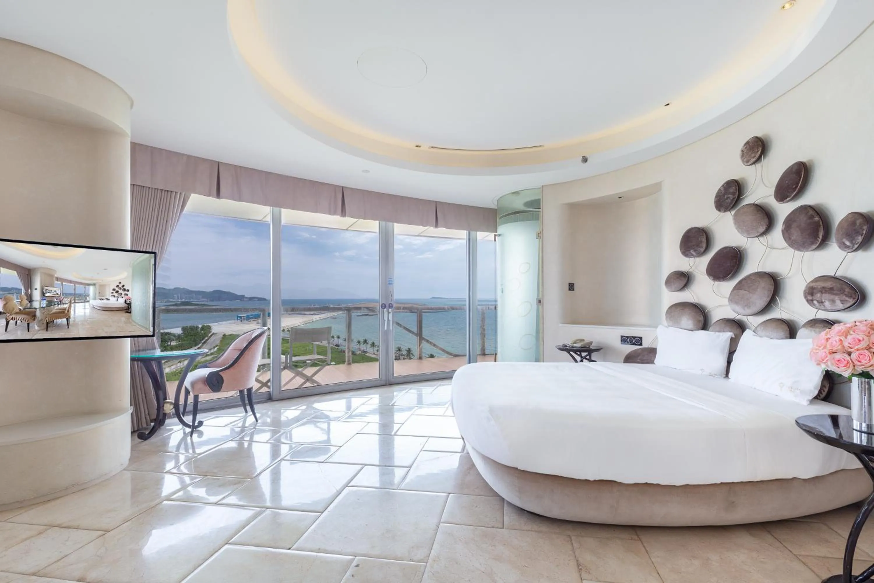 Photo of the whole room in Sanya Phoenix Island Yuejia flat