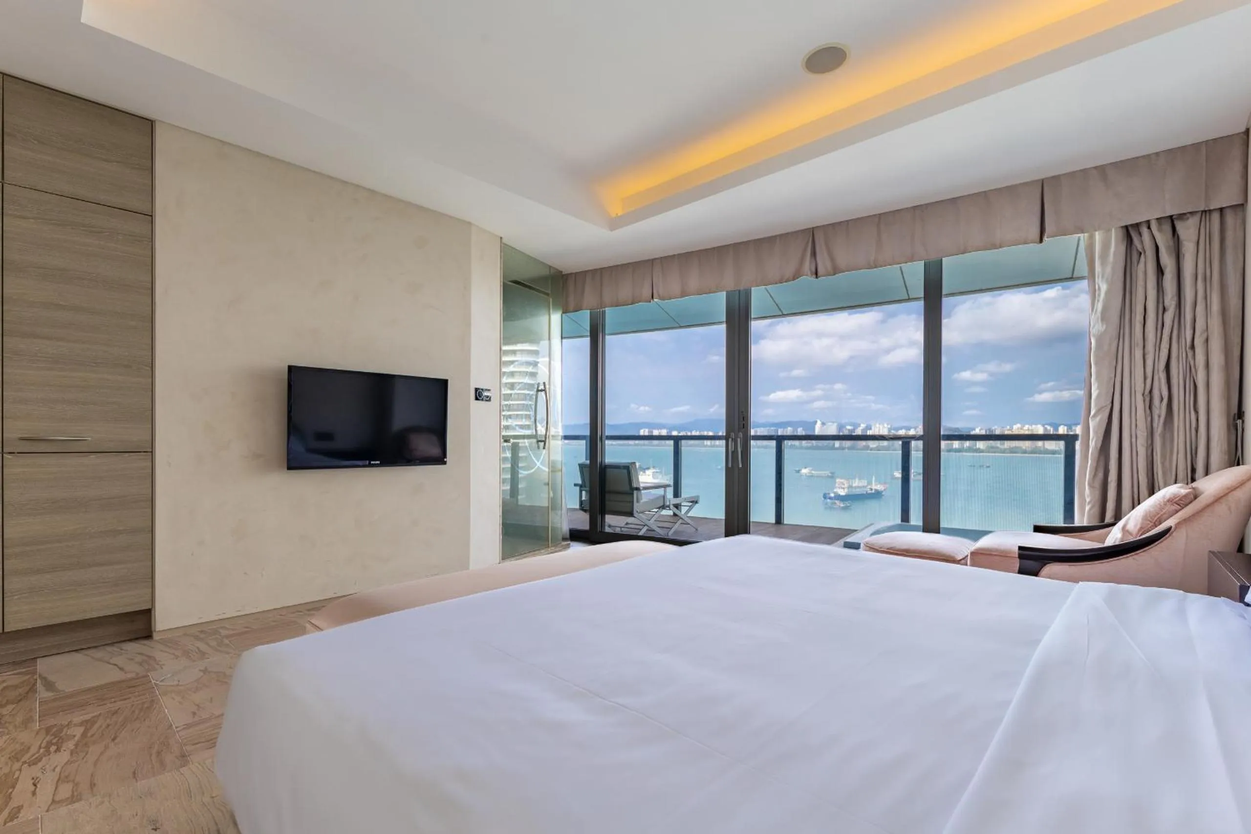 Sanya Phoenix Island Yuejia flat