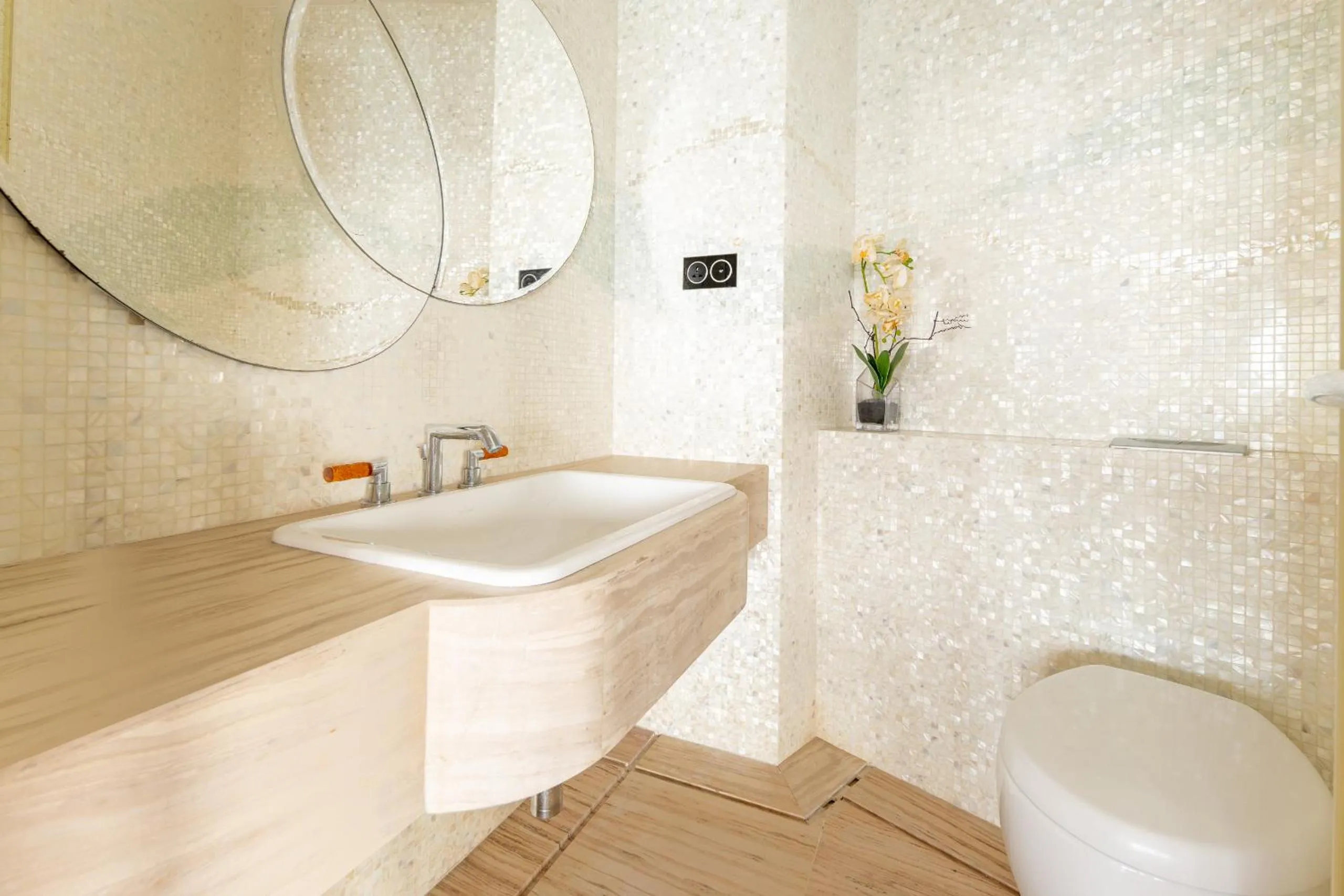 Sanya Phoenix Island Yuejia flat