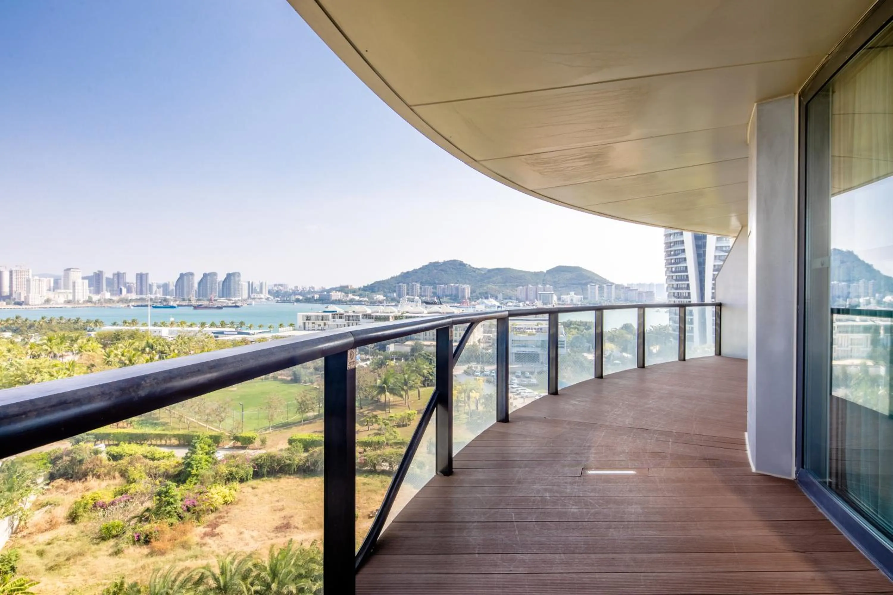 View (from property/room) in Sanya Phoenix Island Yuejia flat