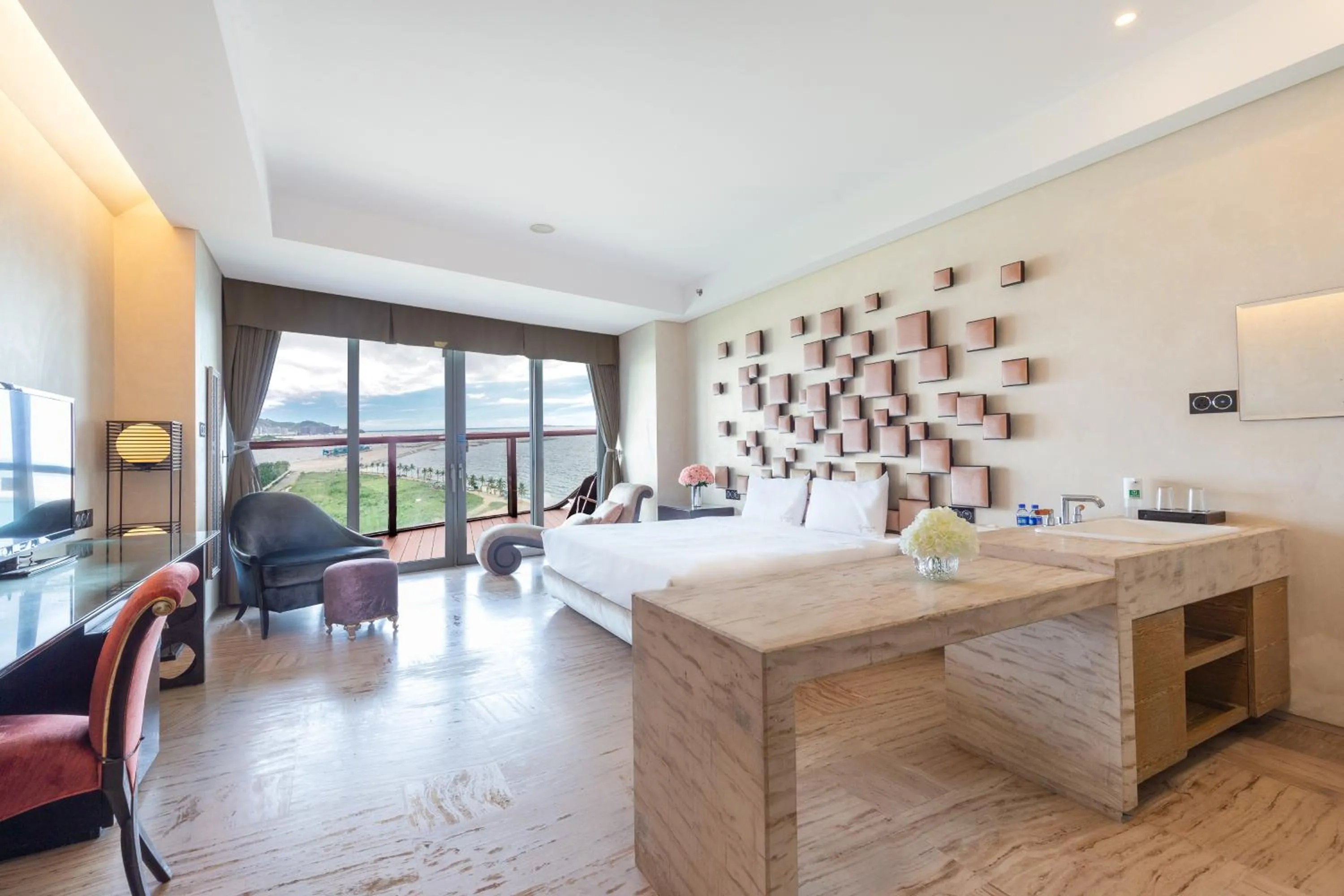 Photo of the whole room in Sanya Phoenix Island Yuejia flat