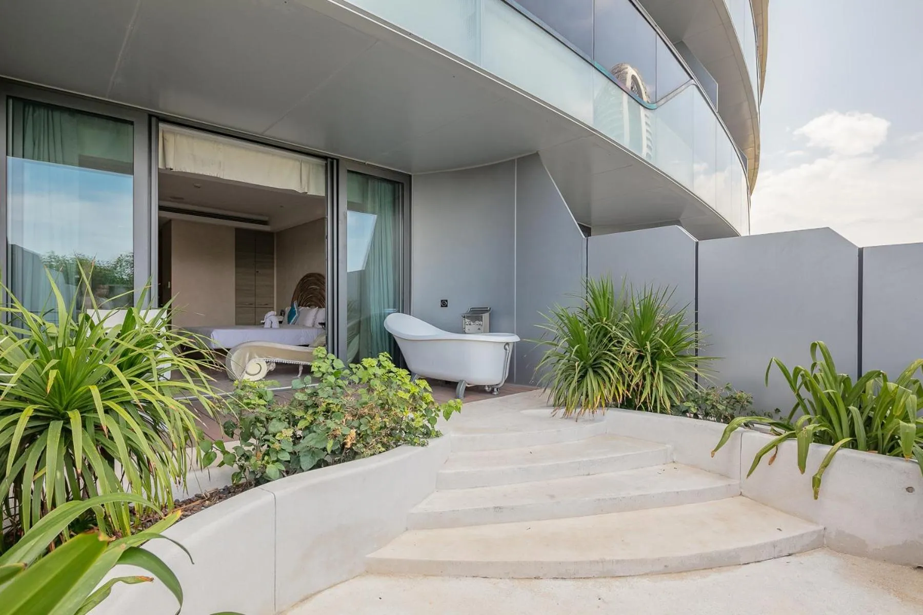 Balcony/Terrace in Sanya Phoenix Island Yuejia flat