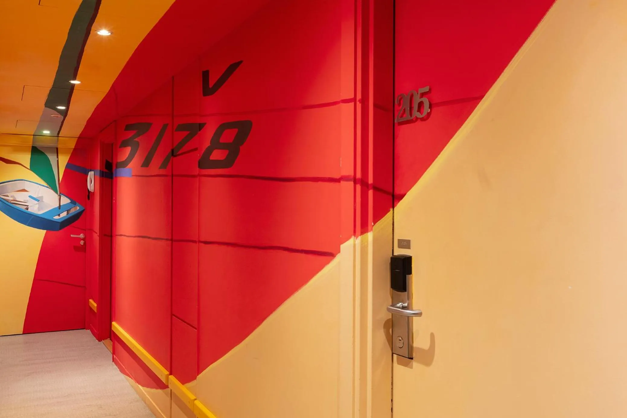 Decorative detail in Hôtel Hor Les Lumières