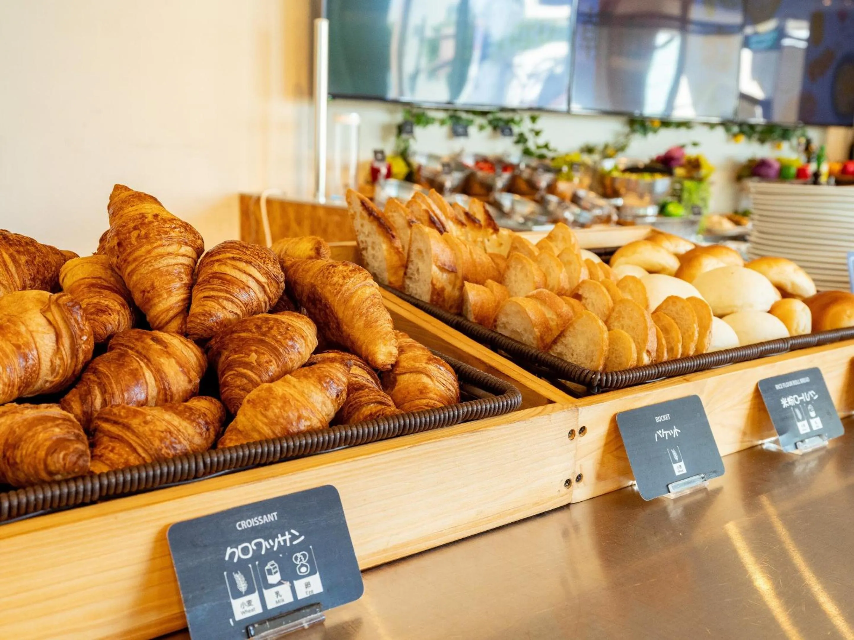 Breakfast in Hotel Aqua Citta Naha
