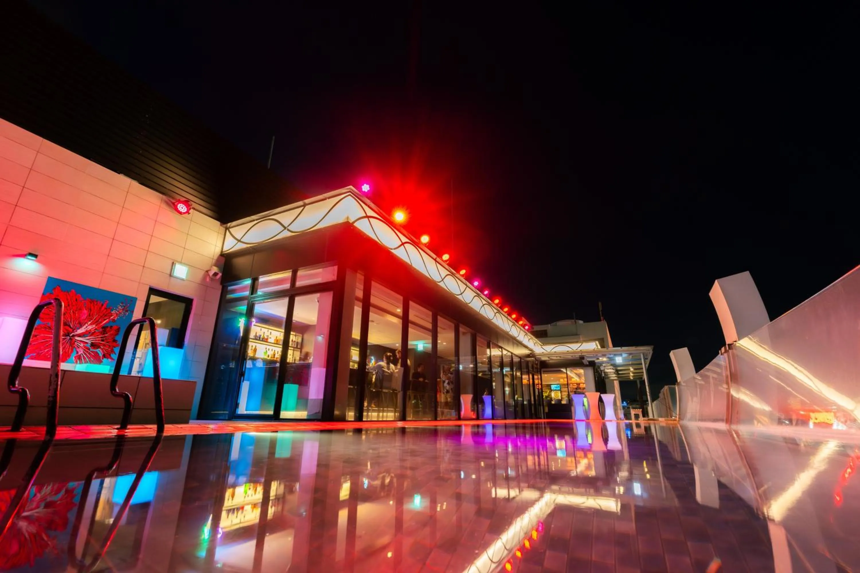 Swimming pool in Hotel Aqua Citta Naha