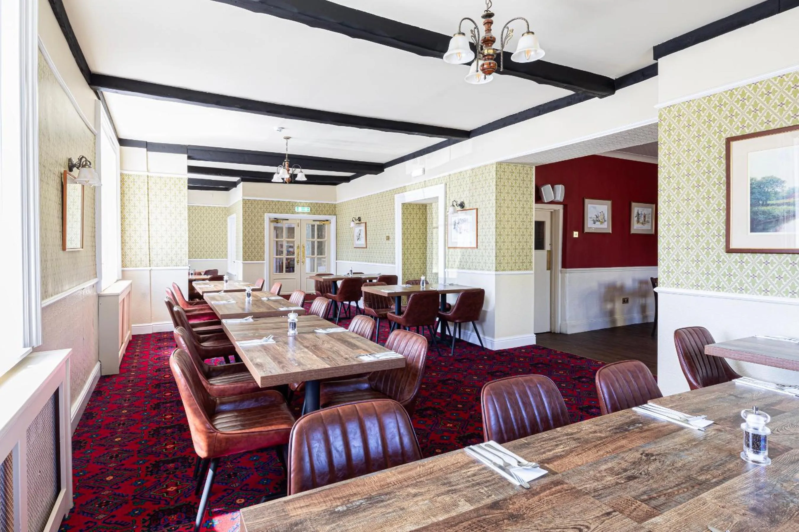 Restaurant/places to eat in Lake District Castle Inn