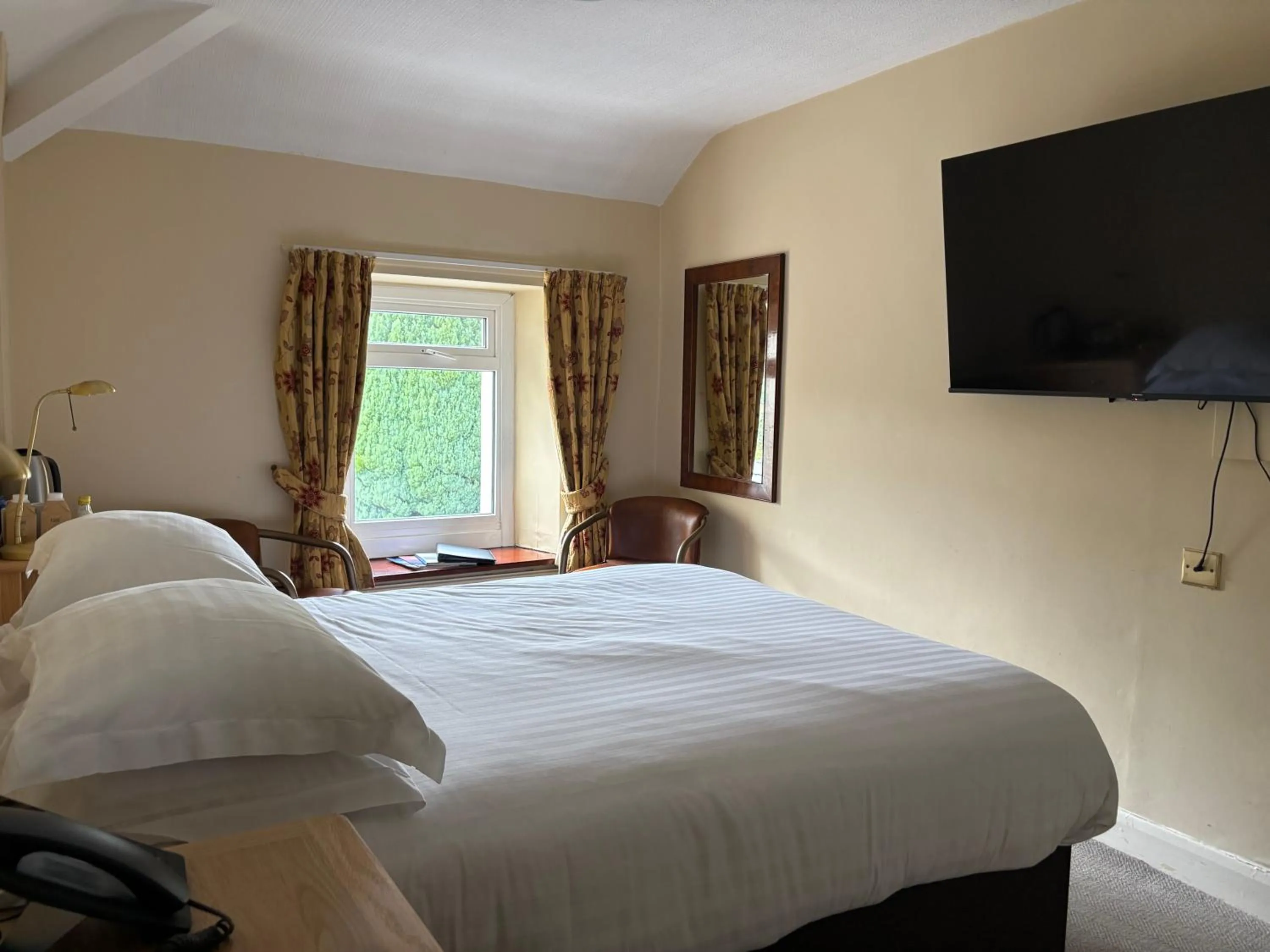 Bed in Lake District Castle Inn