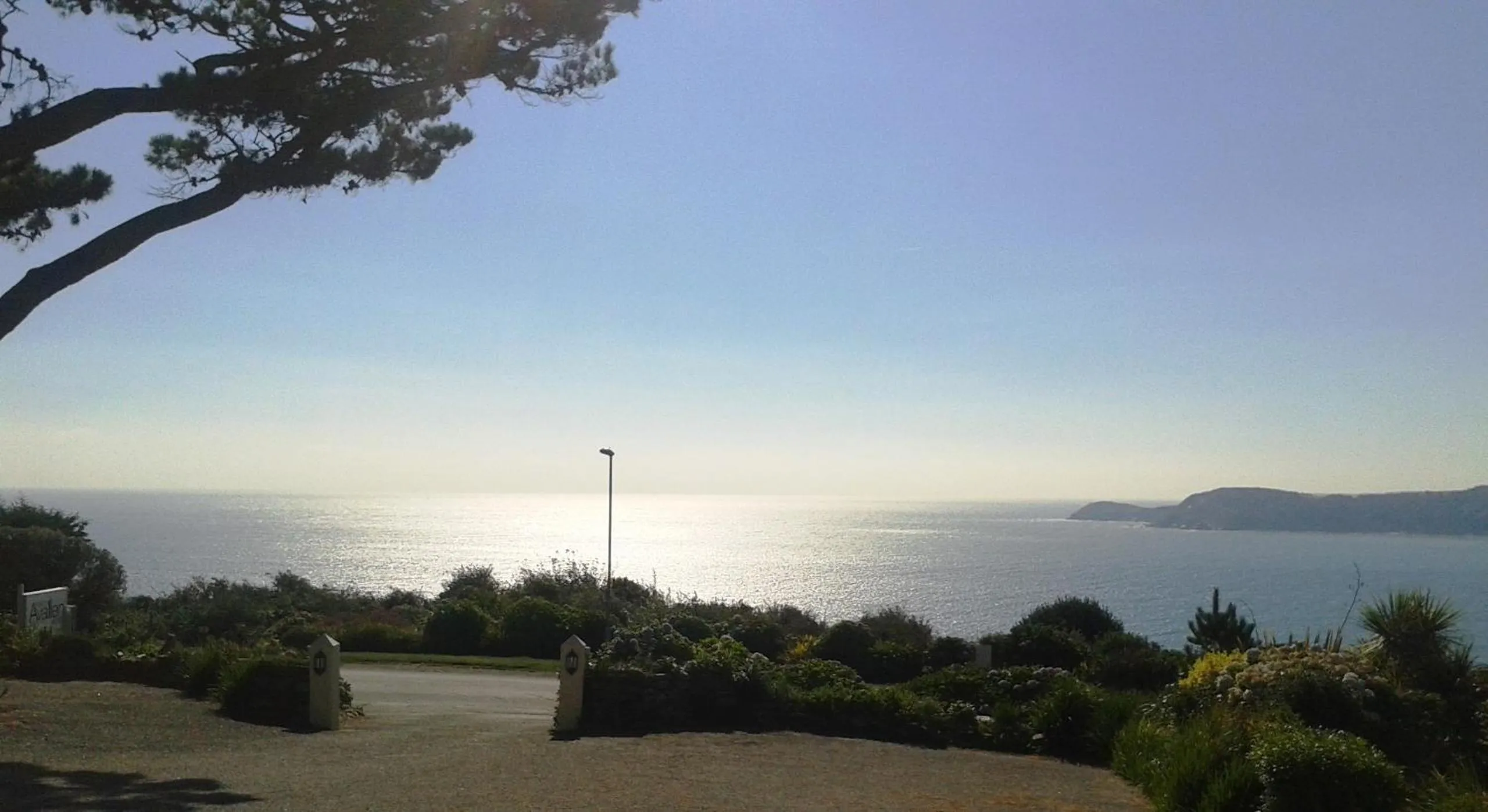 Sea view in Porth Avallen Hotel